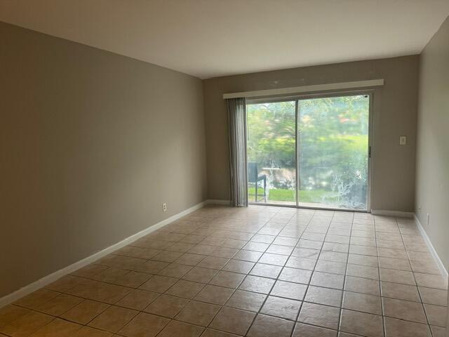 COUNTRY GARDENS CONDO - Residential
