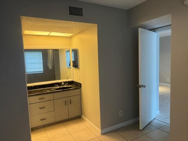 COUNTRY GARDENS CONDO - Residential