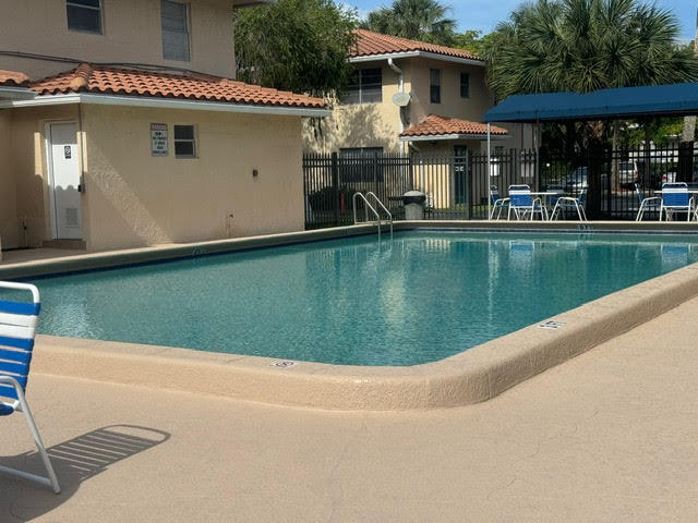 REMODELED Mewer 2BED/2BATH IN THE PEACEFUL COMMUNITY OF COUNTRY GARDENS! NEW PAINT all UNIT! NEW AC SAVE MONEY! NEW WATER HEATER THIS UNIT HAS FULL SIZE WASHER/DRYER, TILE THROUGHOUT, CANCAL VIEW . KITCHEN WITH MARBLE COUNTERTOP. THE COMPLEX IS CENTRALLY LOCATED IN CORAL SPRINGS, NEAR SCHOOLS, HOSPITALS, RESTAURANTS, SHOPPING, HIGHWAYS AND TRANSPORTATION. PER ASSOCIATION, MUST HAVE 620 CREDIT SCORE. Move in requirement:  proof of fund, HOA include WATER AND WASTE RENTER ONLY PAY ELECTRICITY... Play and party on pool side , 1 parking plus guest parking. pets OK, can rent immediately REMODELED Mewer 2BED/2BATH IN THE PEACEFUL COMMUNITY OF COUNTRY GARDENS! NEW PAINT all UNIT! NEW AC SAVE MONEY! NEW WATER HEATER THIS UNIT HAS FULL SIZE WASHER/DRYER, TILE THROUGHOUT, CANCAL VIEW . KITCHEN WITH MARBLE COUNTERTOP. THE COMPLEX IS CENTRALLY LOCATED IN CORAL SPRINGS, NEAR SCHOOLS, HOSPITALS, RESTAURANTS, SHOPPING, HIGHWAYS AND TRANSPORTATION. PER ASSOCIATION, MUST HAVE 620 CREDIT SCORE. Move in requirement:  proof of fund, HOA include WATER AND WASTE RENTER ONLY PAY ELECTRICITY... Play and party on pool side , 1 parking plus guest parking. pets OK, can rent immediately