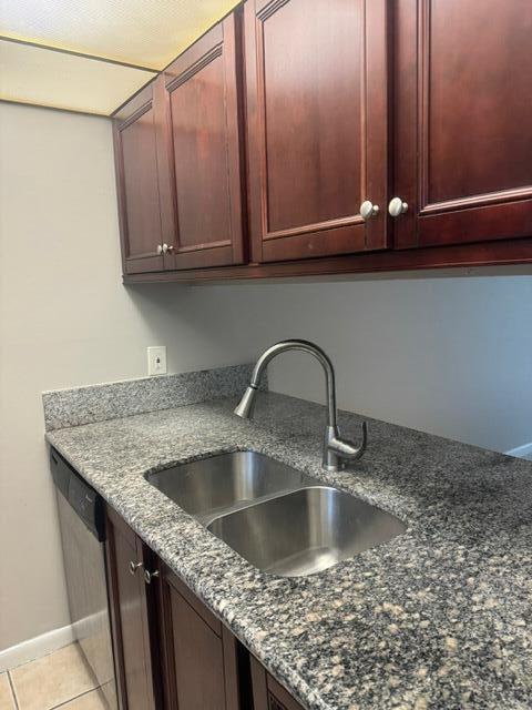 COUNTRY GARDENS CONDO - Residential