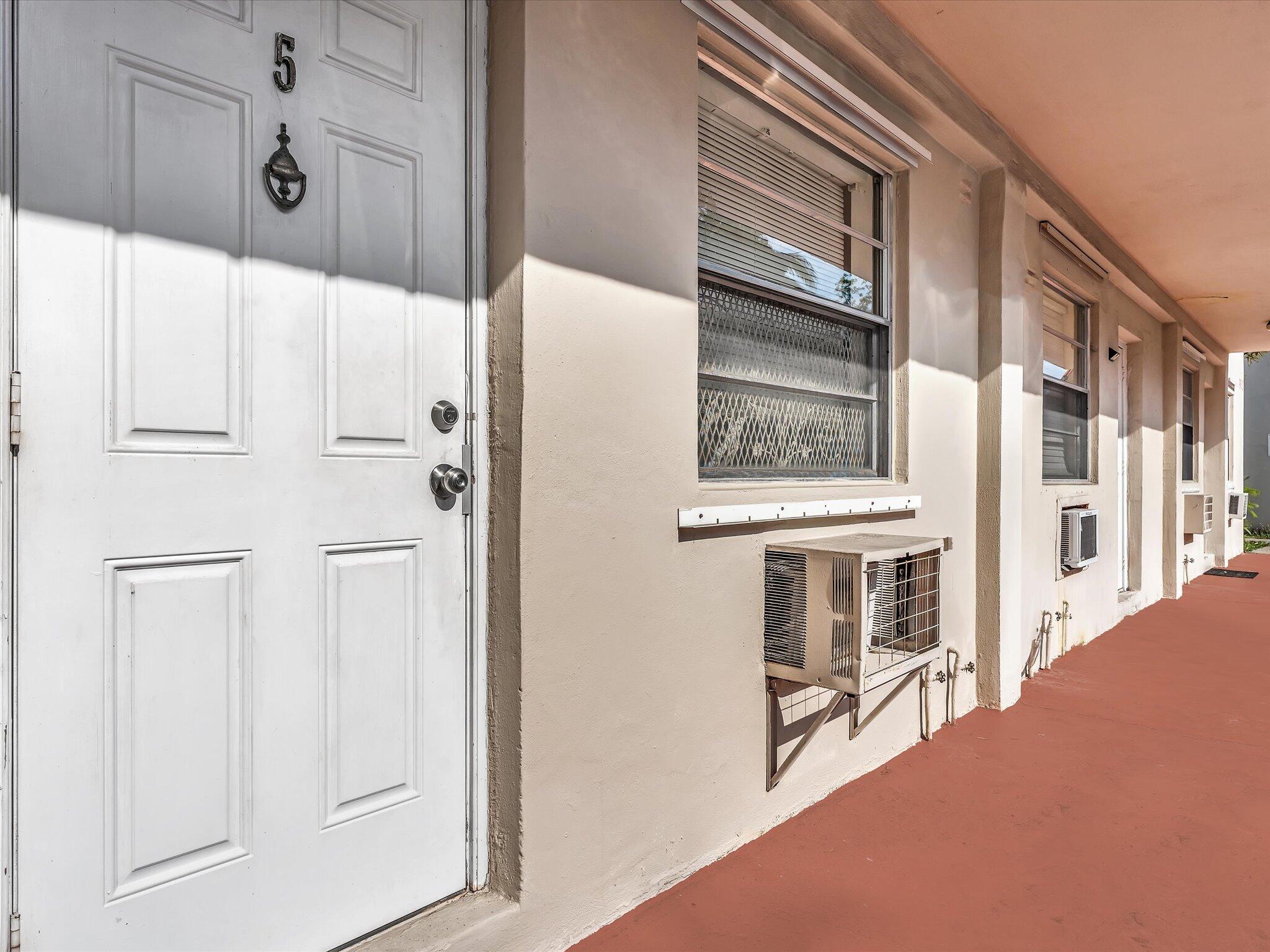 TOWN COLONY CONDO - Residential