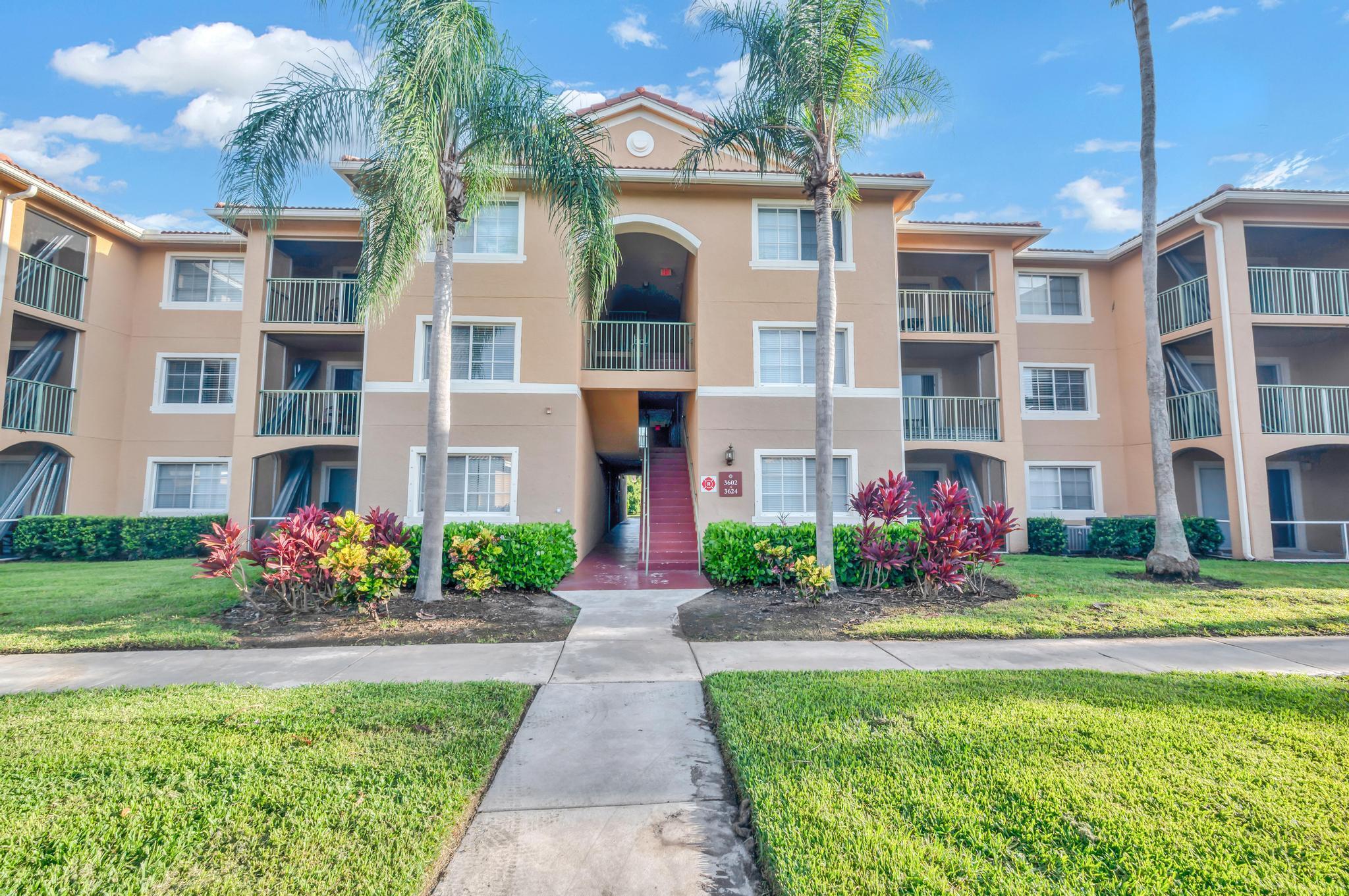 Awesome 1 Bedroom 1 Bath condo features eat-in kitchen, wood flooring throughout and screened patio. Resort Style amenities which include tennis courts, community pool and hot tub, racquetball, gym, and playground. Gated community! Location, location, location , just minutes to the Jensen Beach downtown and beautiful beaches, close to Treasure Coast mall, shopping and restaurants. Second floor. One smaller dog will be considered by the landlord. NO CATS.Application required. Available Jul 1