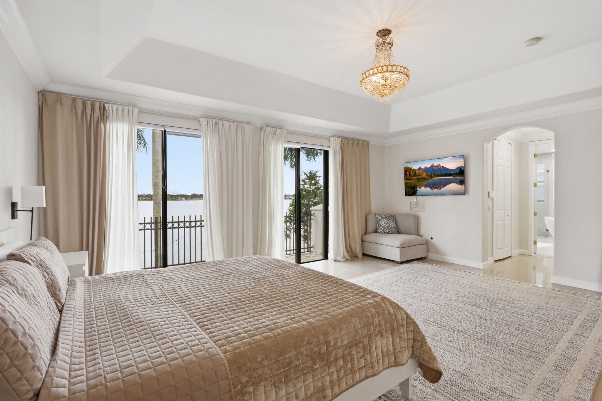 HARBOUR LAKES ESTATES - Residential