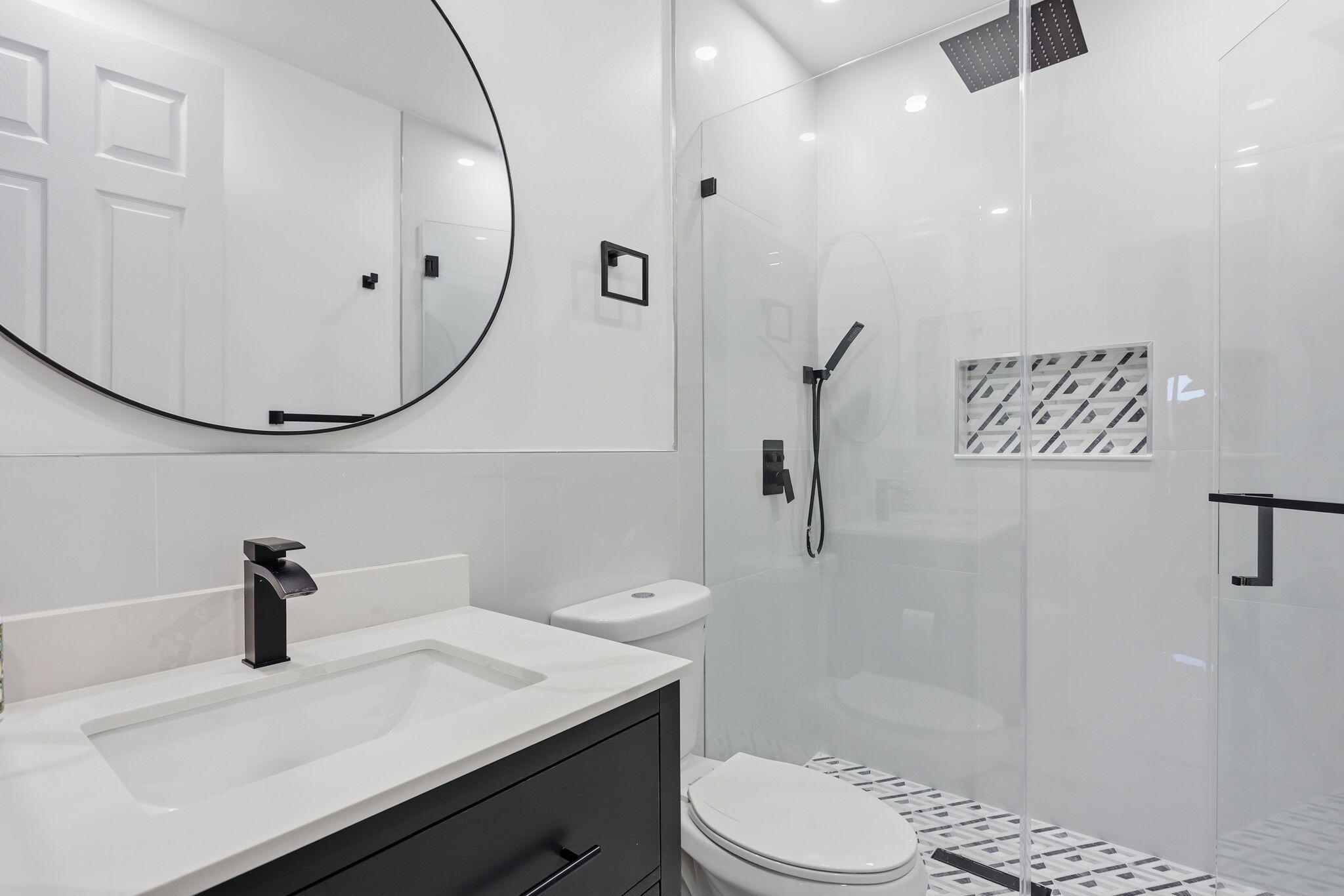 HARBOUR LAKES ESTATES - Residential