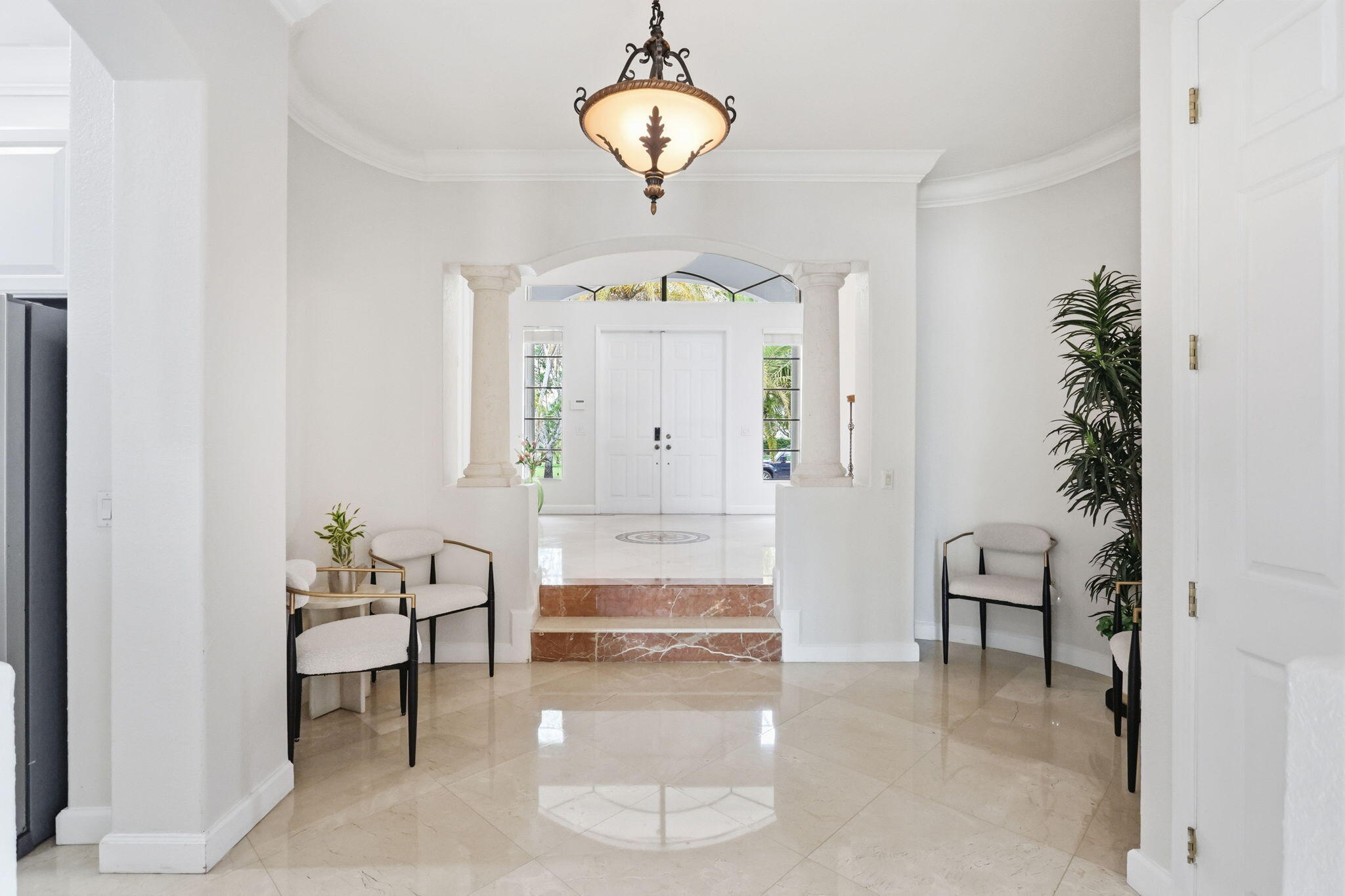 HARBOUR LAKES ESTATES - Residential