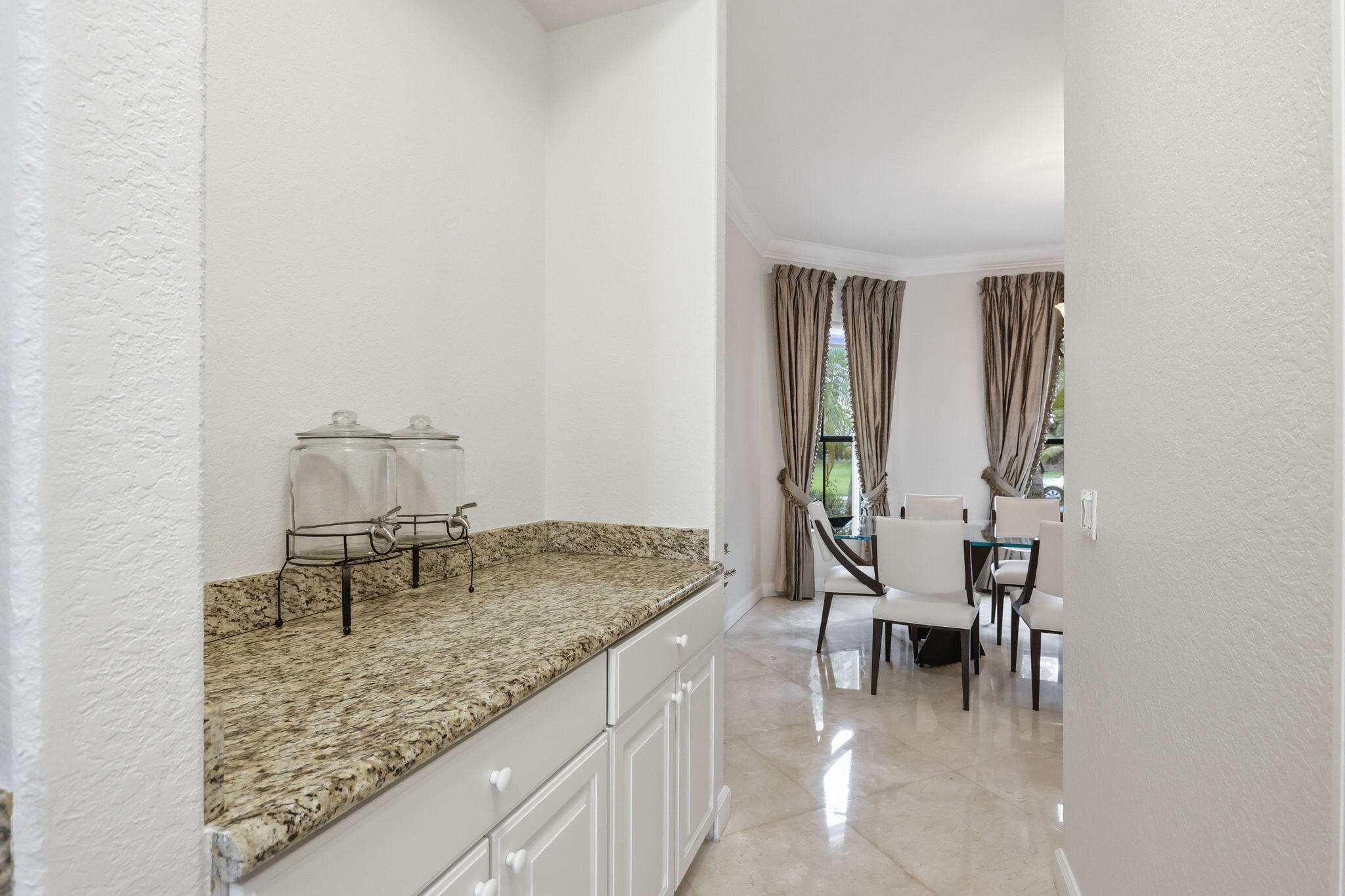 HARBOUR LAKES ESTATES - Residential