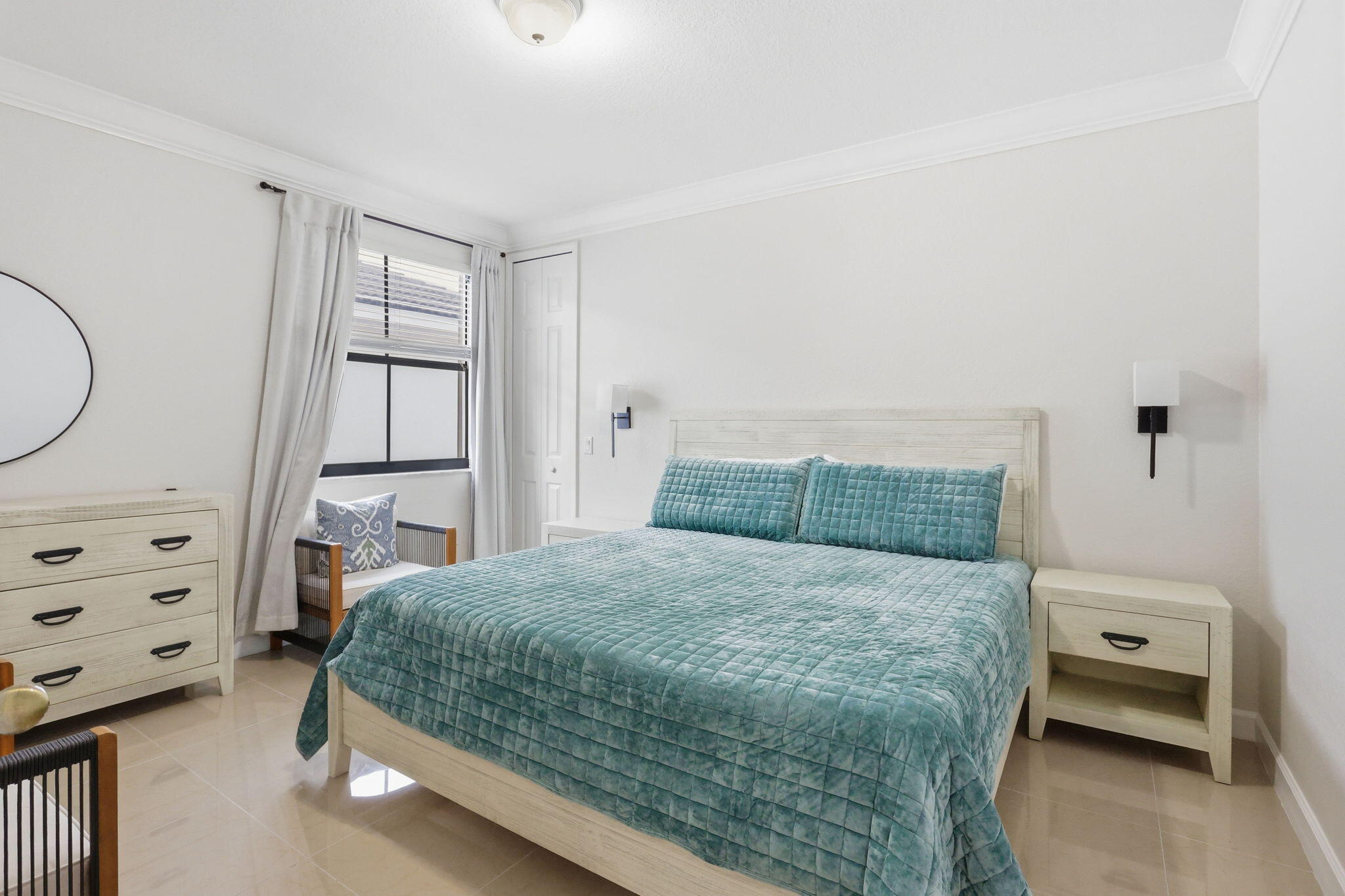 HARBOUR LAKES ESTATES - Residential