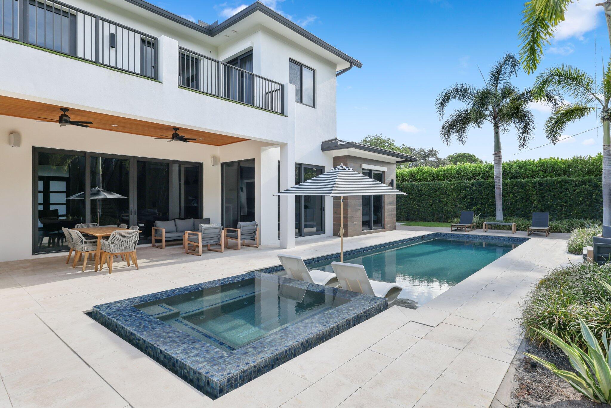 MISSION HILL - Residential