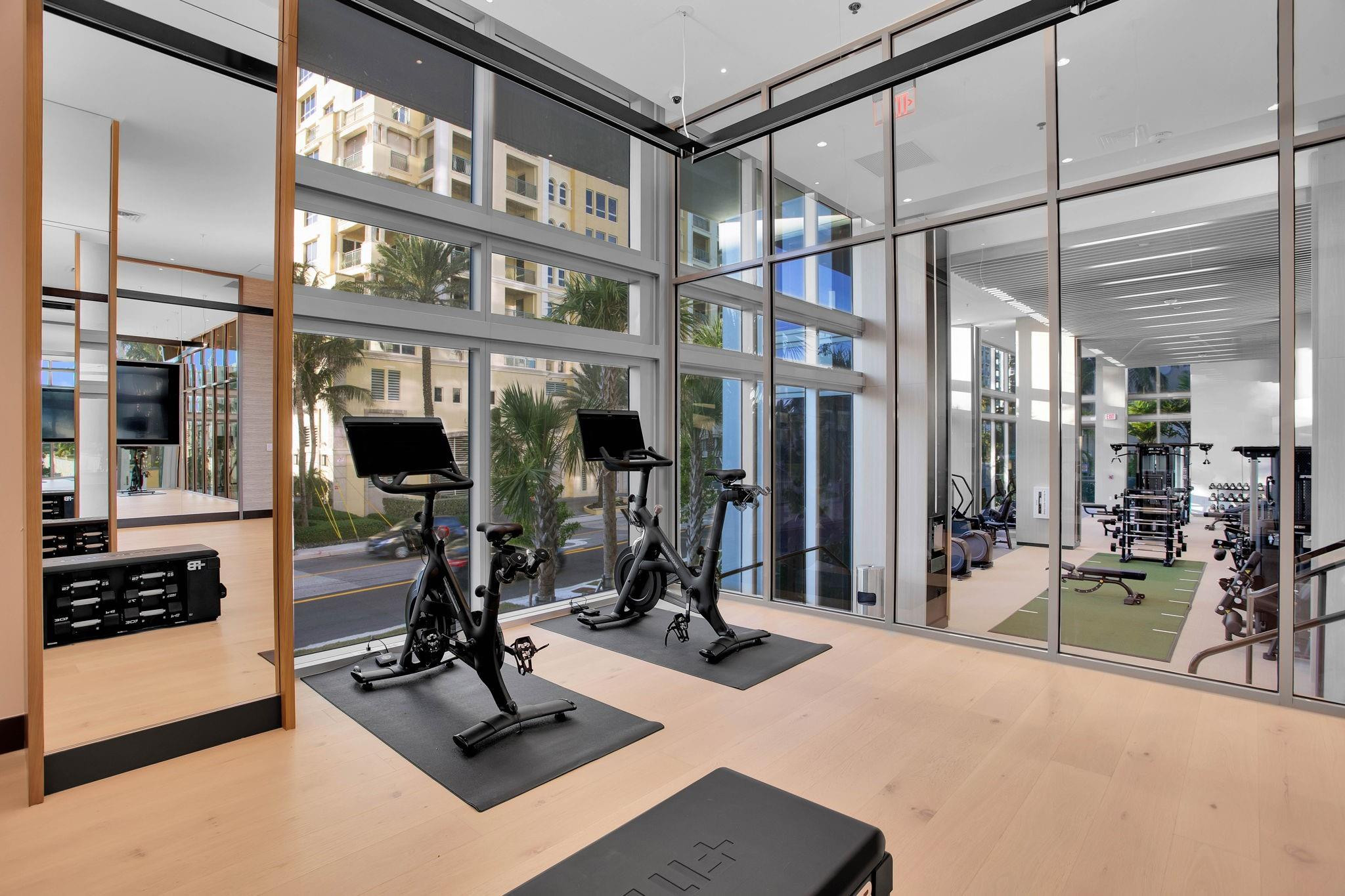 SELENE OCEANFRONT RESIDEN - Residential