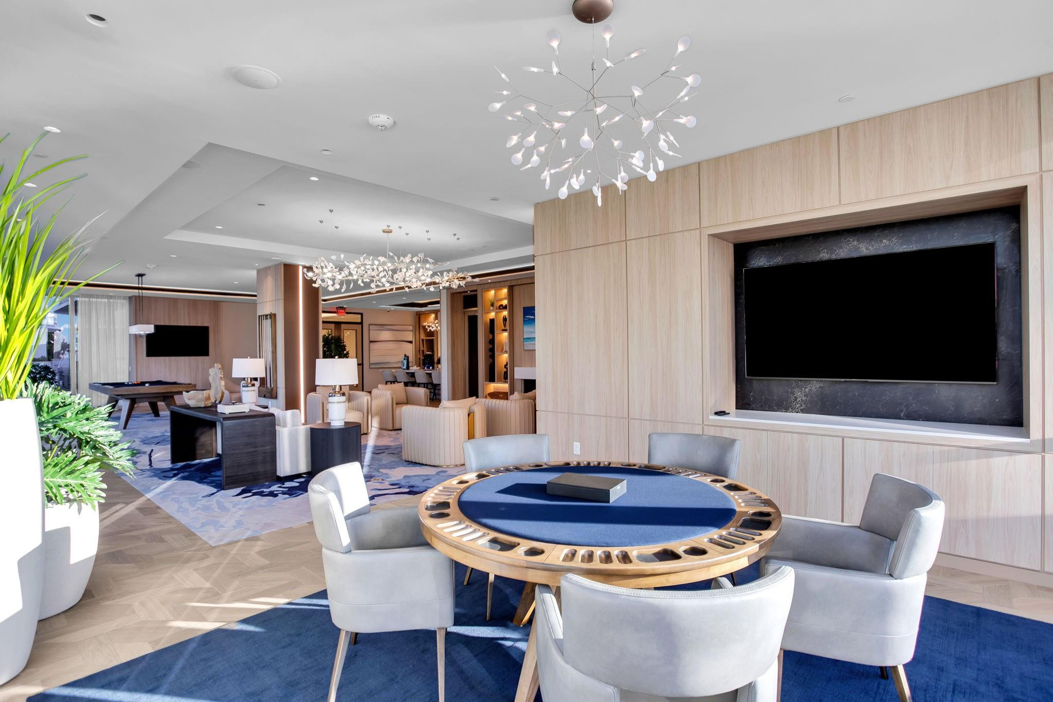 SELENE OCEANFRONT RESIDEN - Residential