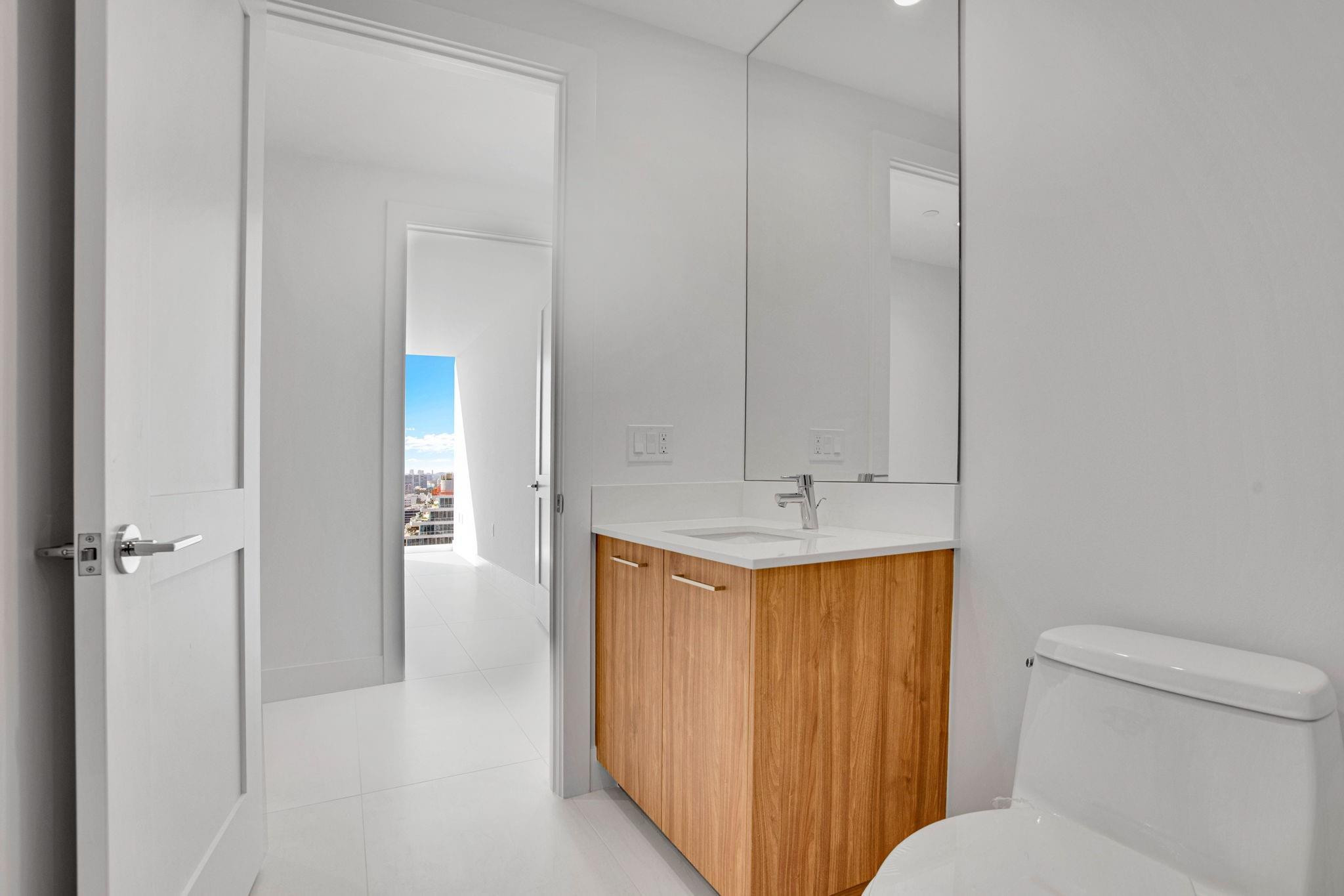 SELENE OCEANFRONT RESIDEN - Residential