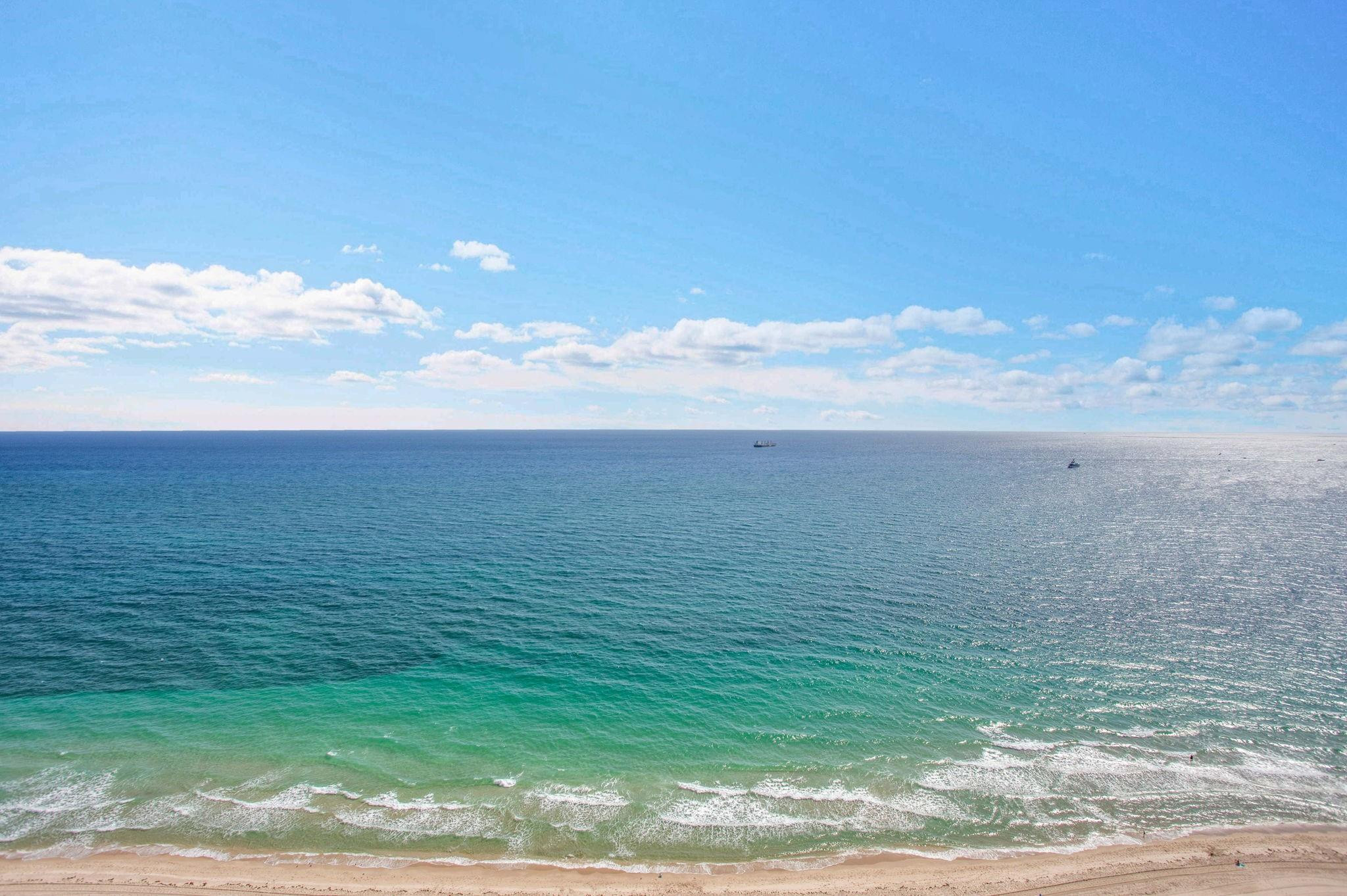 SELENE OCEANFRONT RESIDEN - Residential