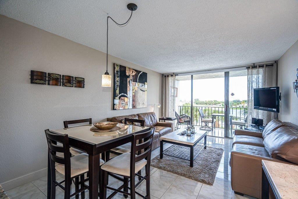 LAKESHORE CLUB CONDO - Residential Lease