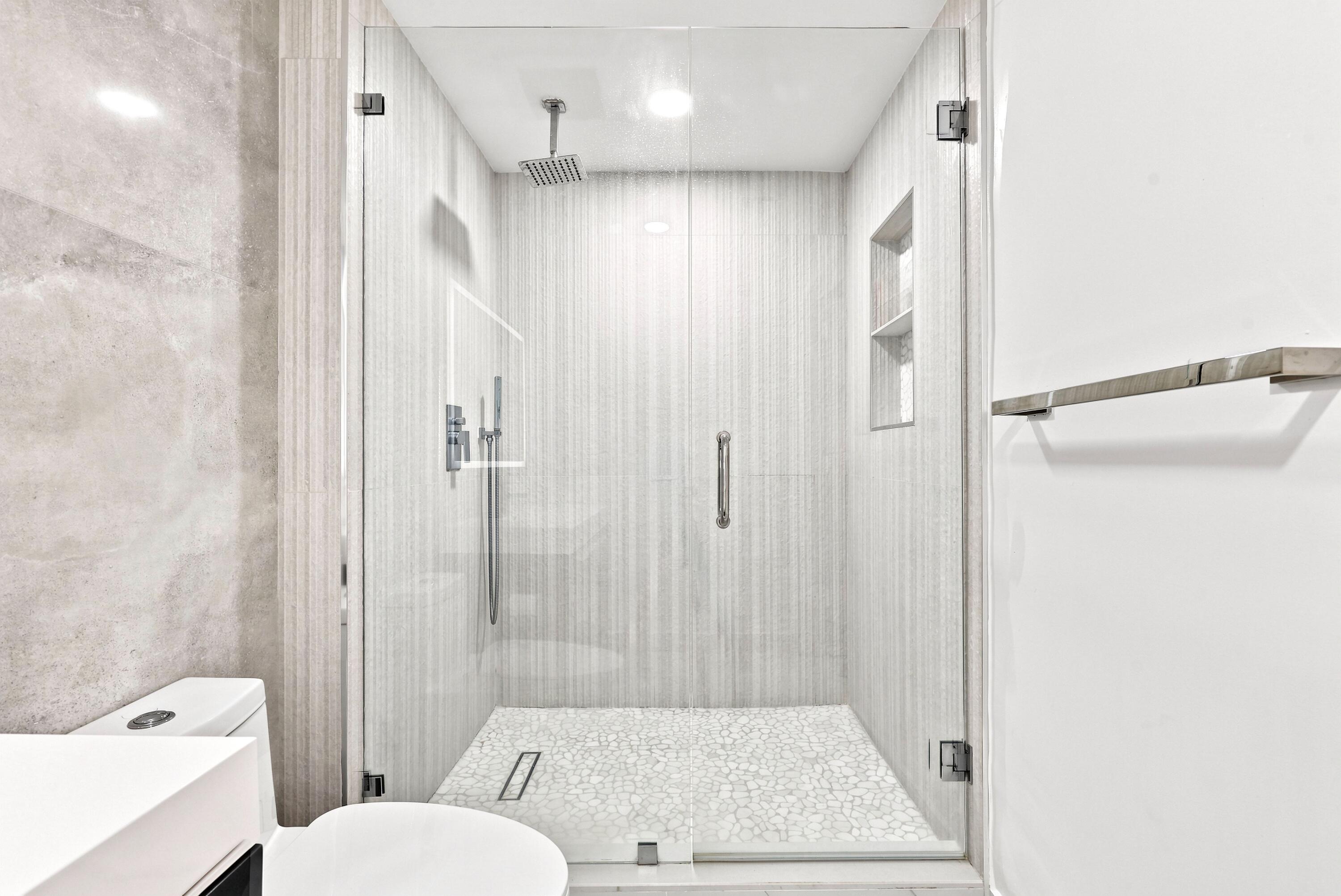 NURIVER LANDING CONDO - Residential Lease