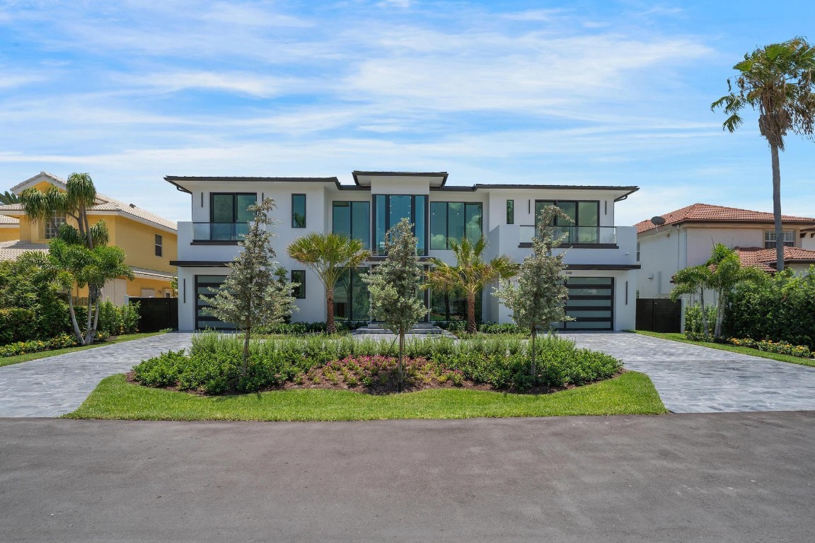 TROPIC ISLE - Residential