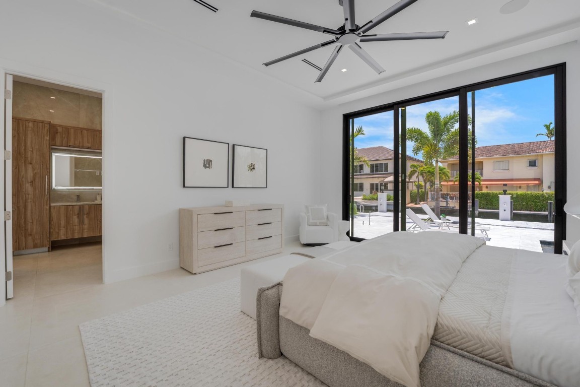 TROPIC ISLE - Residential