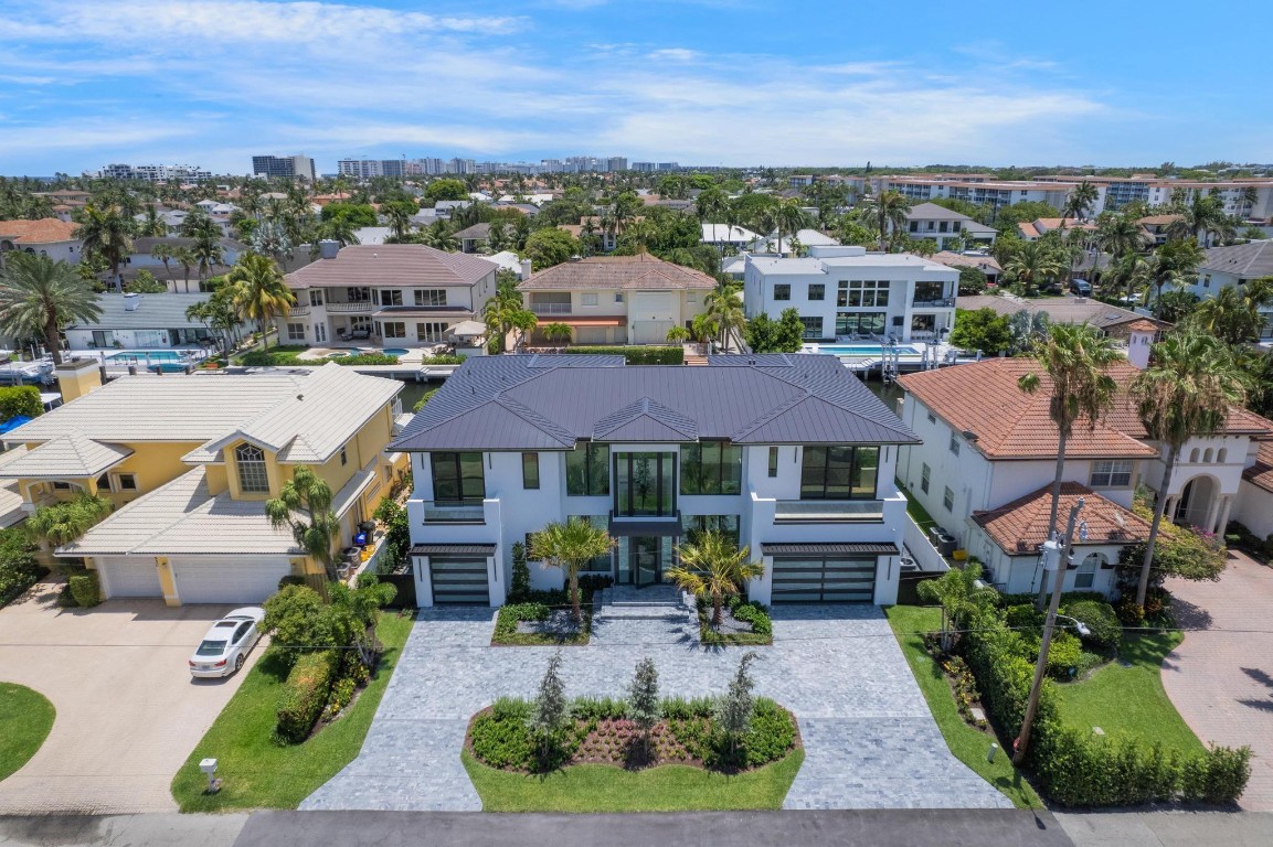 TROPIC ISLE - Residential