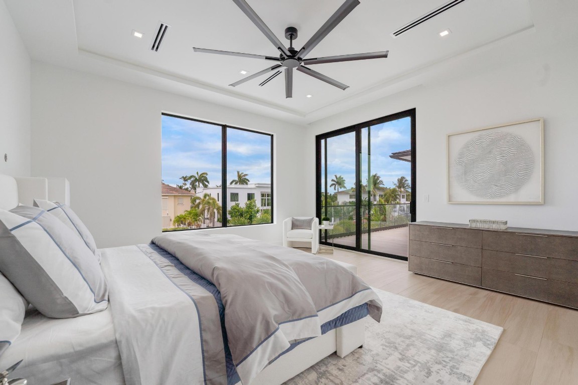 TROPIC ISLE - Residential