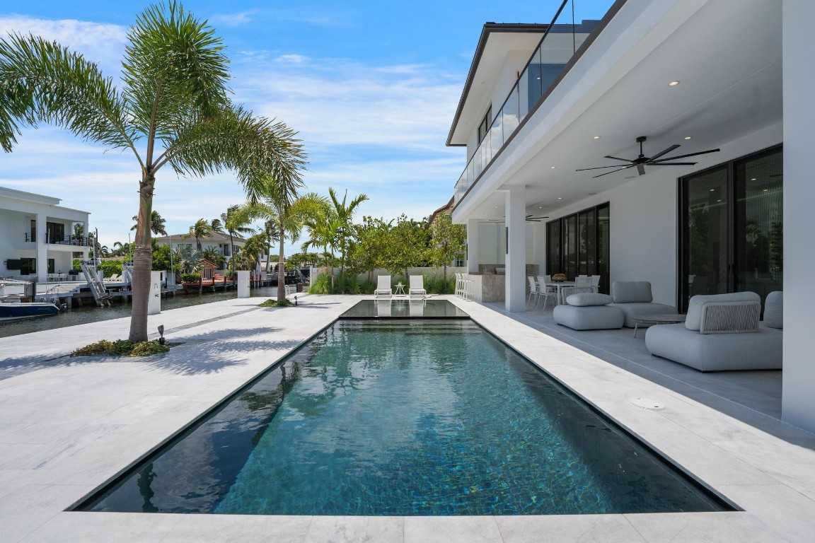 TROPIC ISLE - Residential