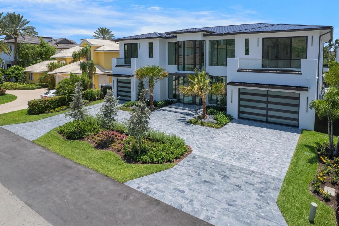 TROPIC ISLE - Residential