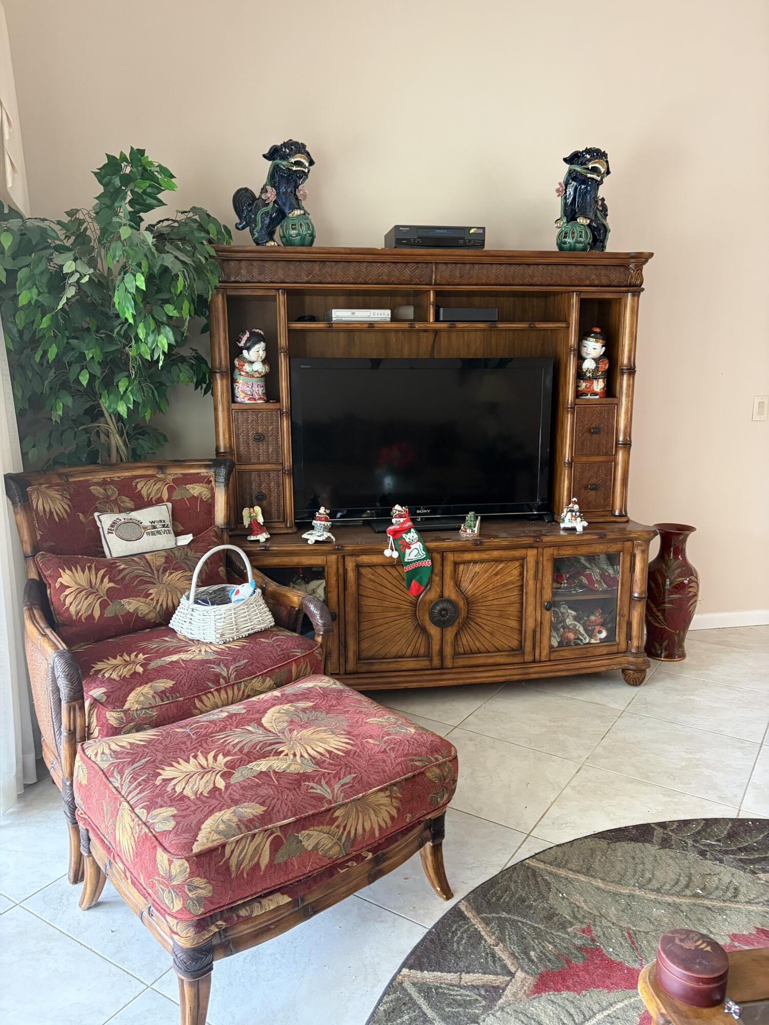 EQUESTRIAN - Residential