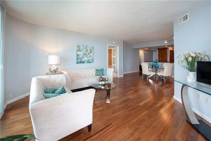ESPLANADE - Residential