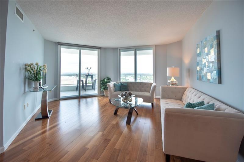 ESPLANADE - Residential
