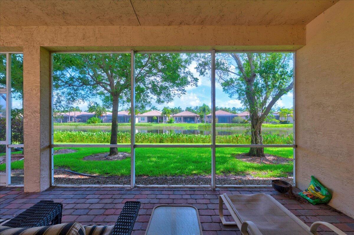 VALENCIA COVE - Residential