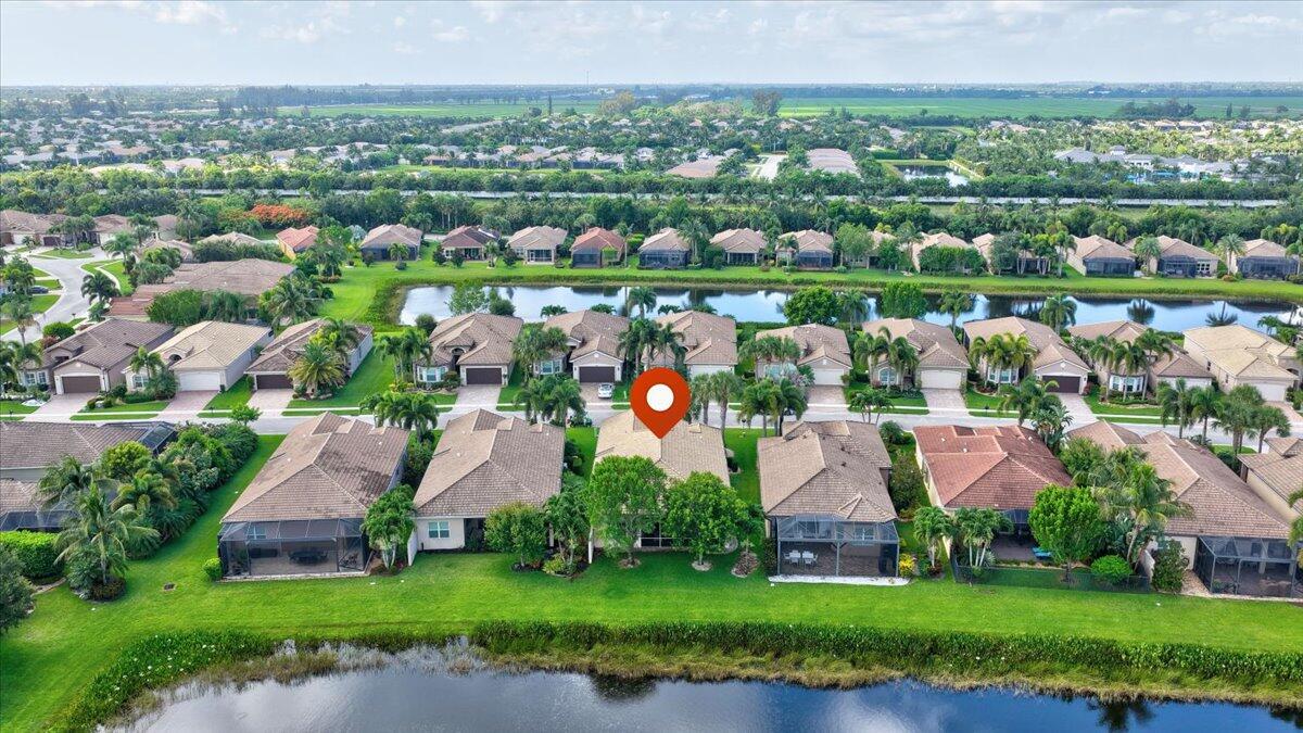 VALENCIA COVE - Residential