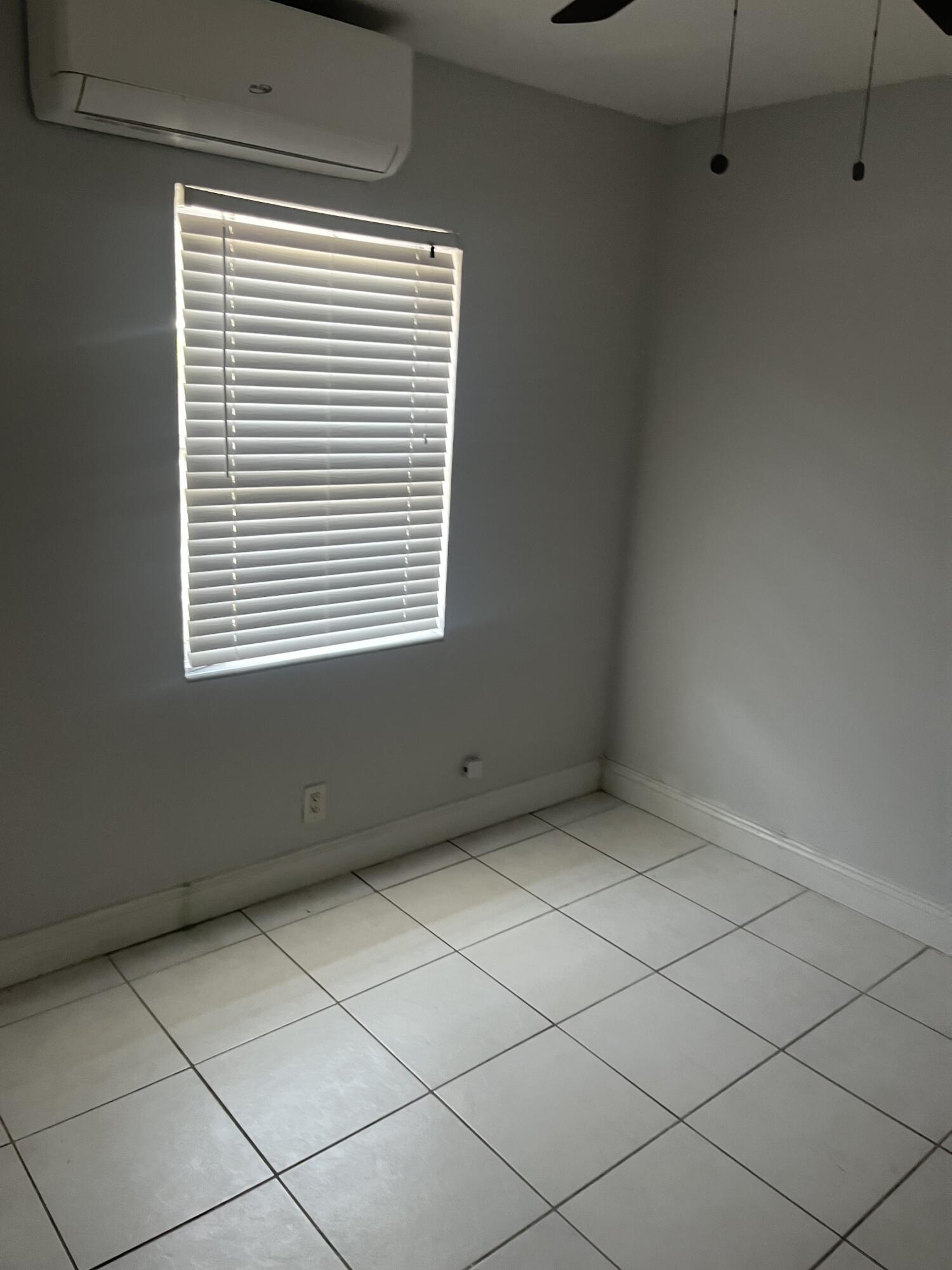 BLOUNT BROS POMPANO BEACH - Residential Lease