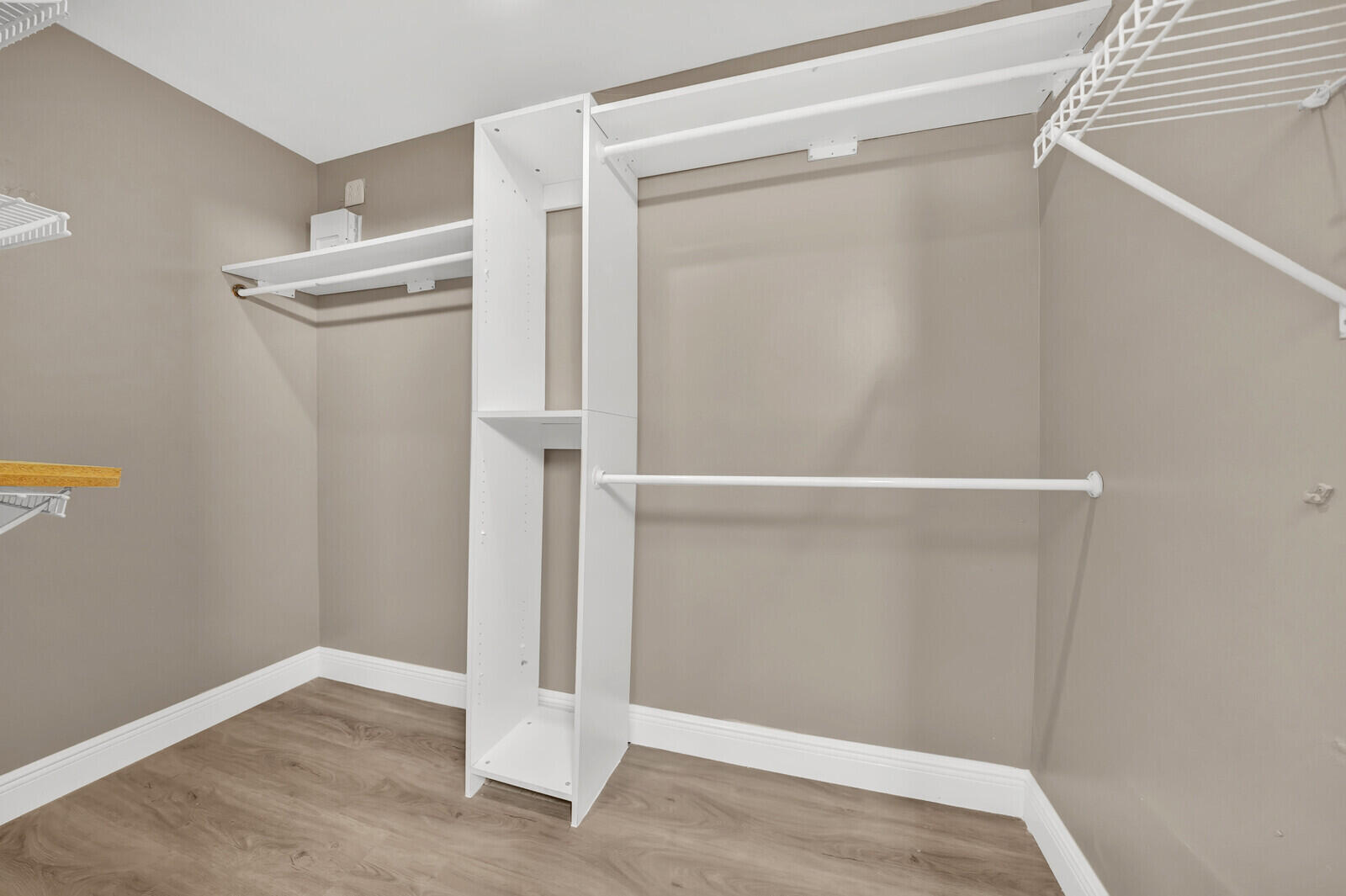 KARANDA VILLAGE I-A CONDO - Residential Lease