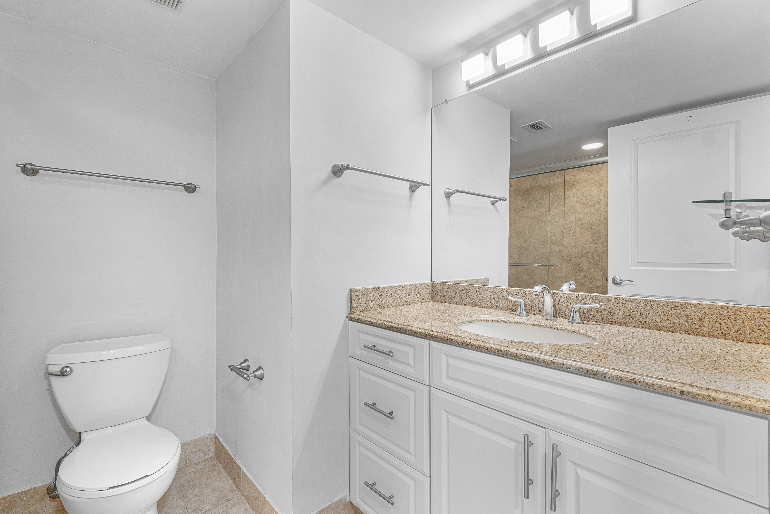 LAKEWOOD MIDRISE CONDO - Residential