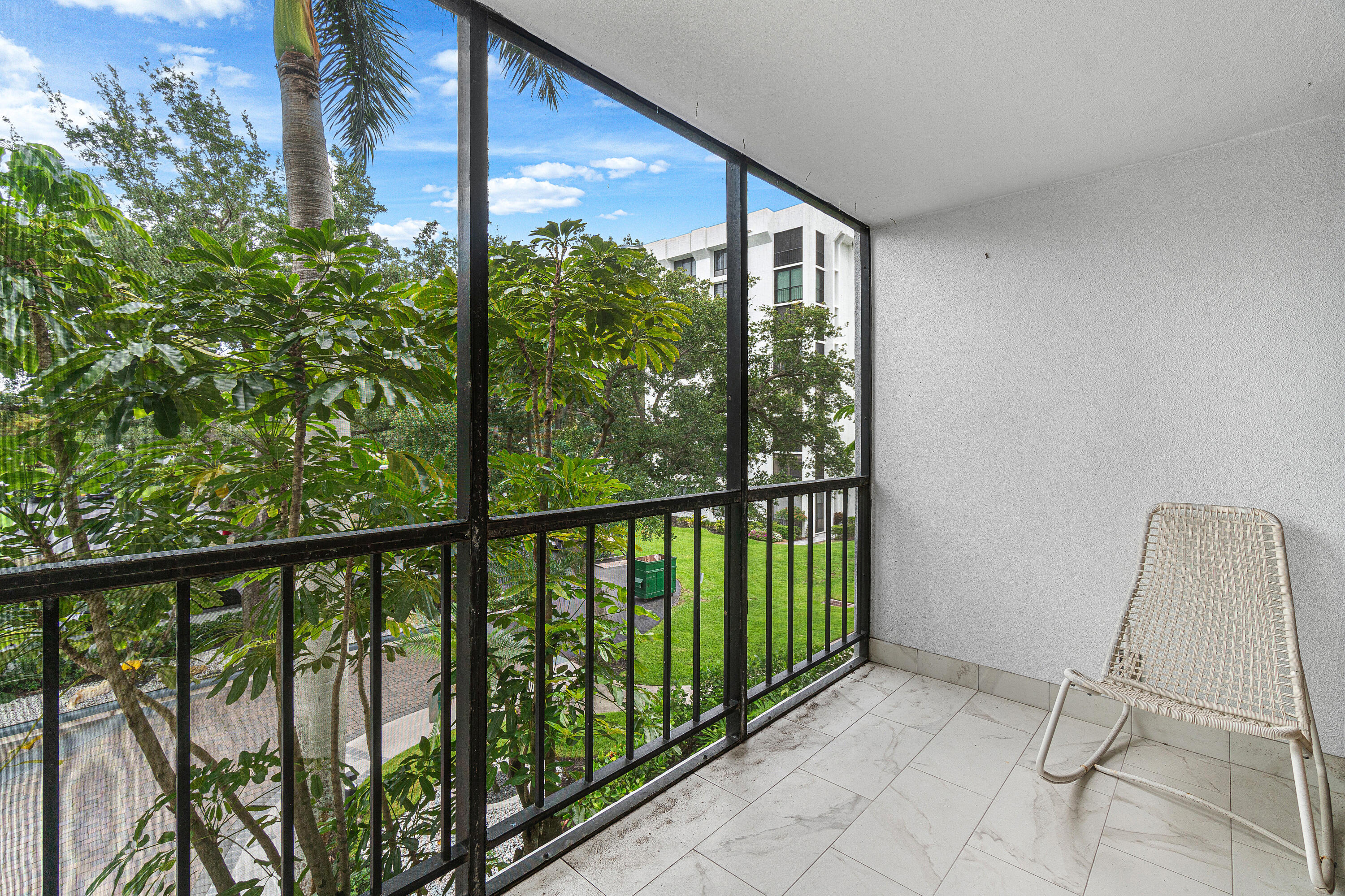 LAKEWOOD MIDRISE CONDO - Residential