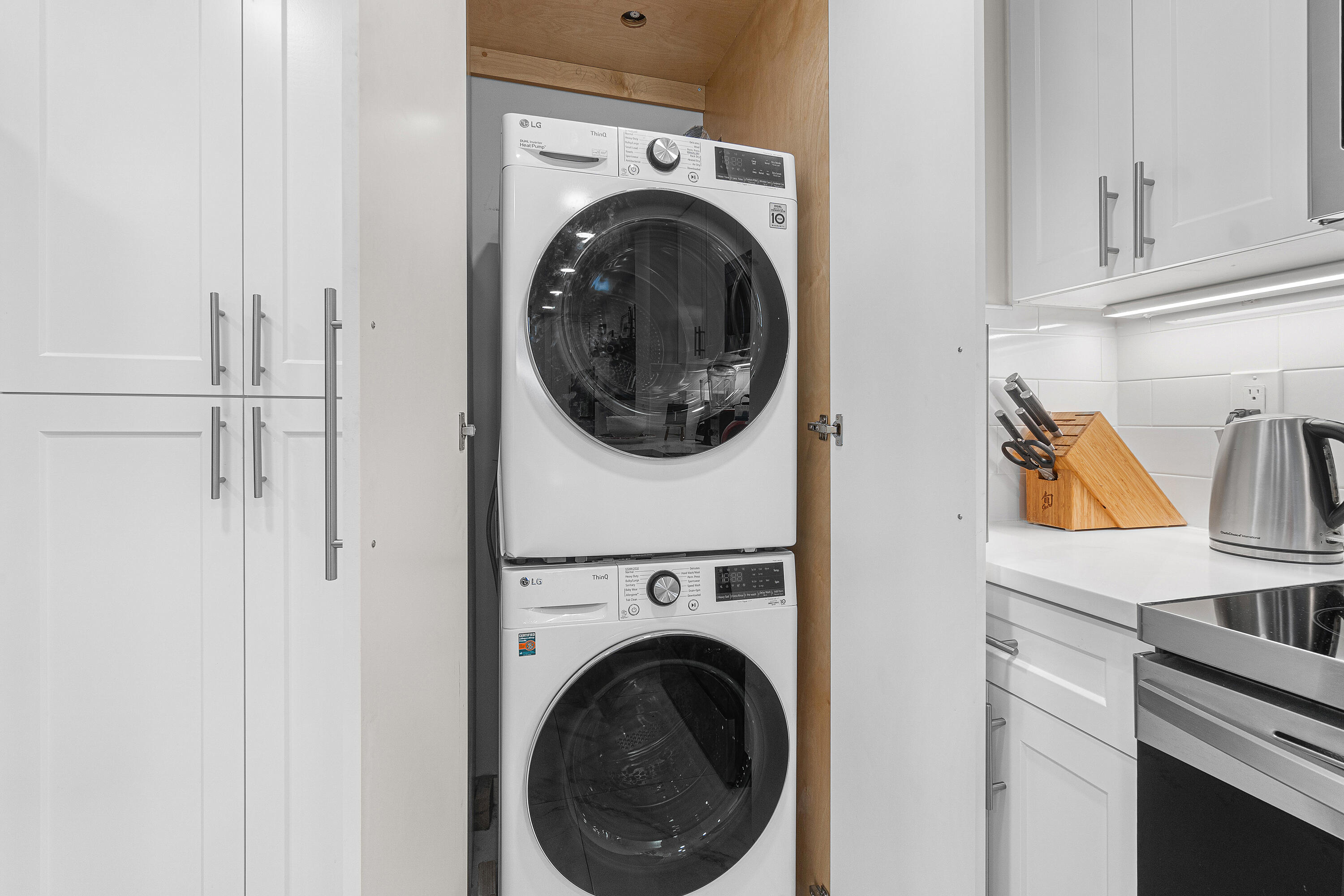 LAKEWOOD MIDRISE CONDO - Residential