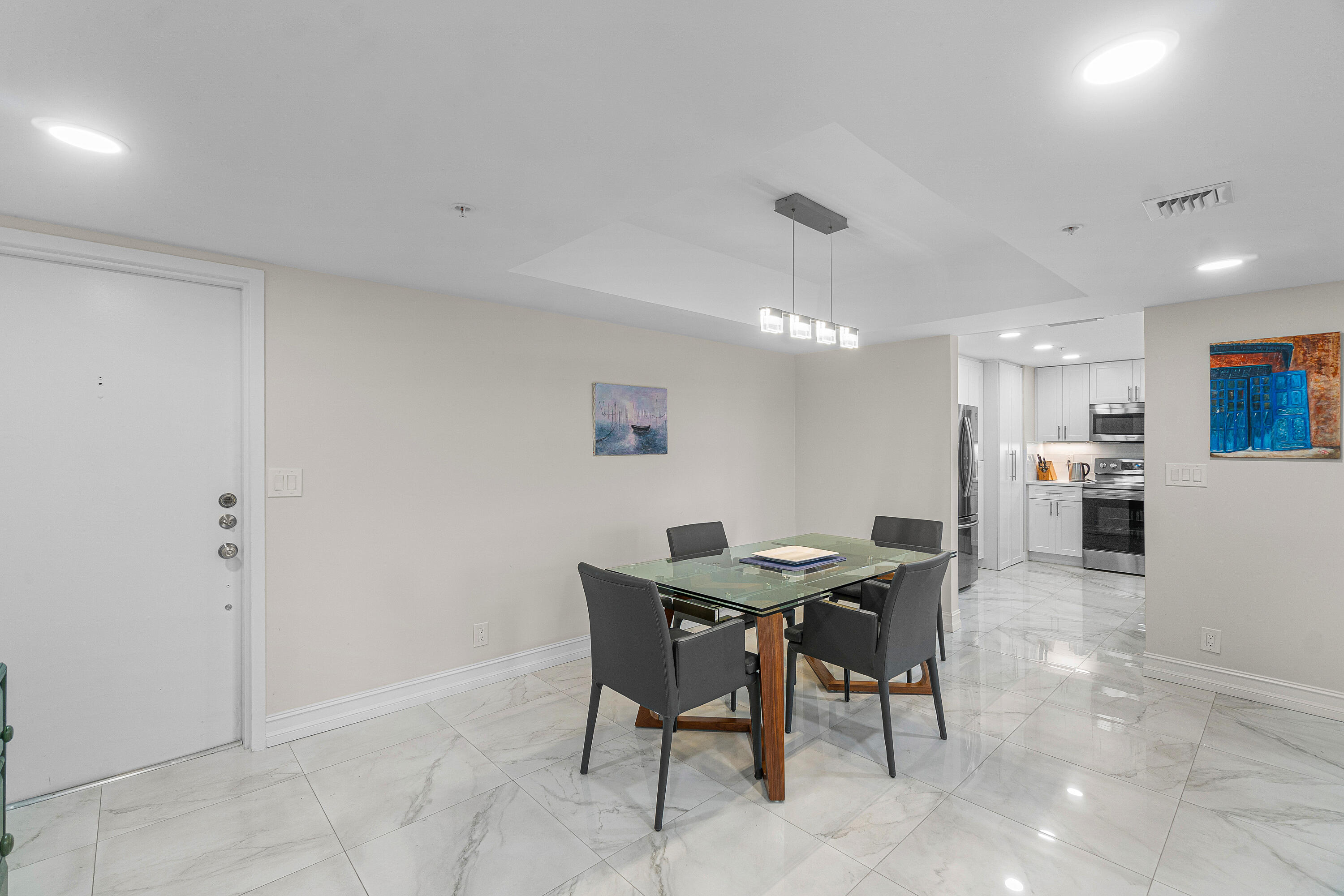 LAKEWOOD MIDRISE CONDO - Residential