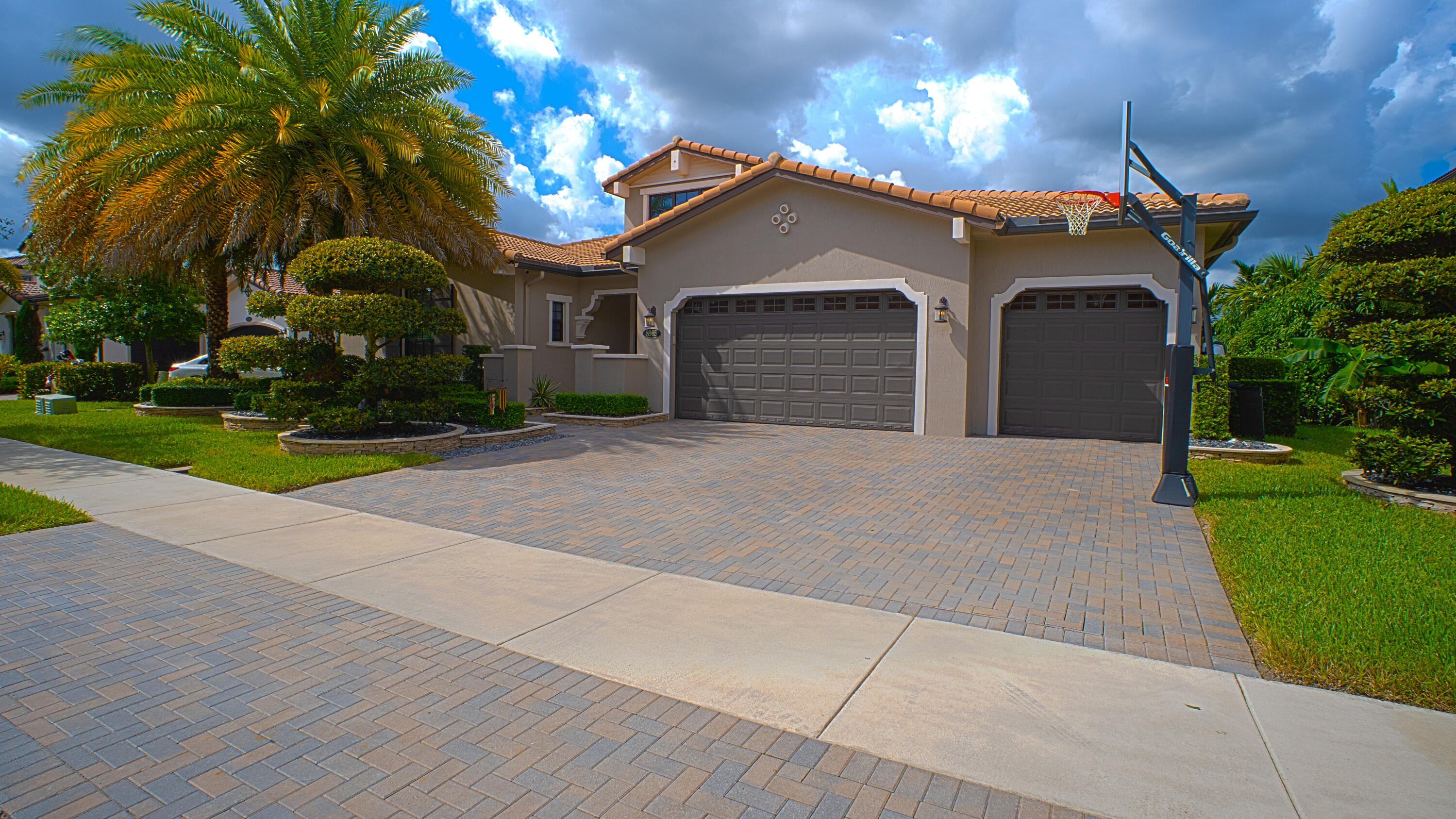 BRUSCHI Watercrest - Residential