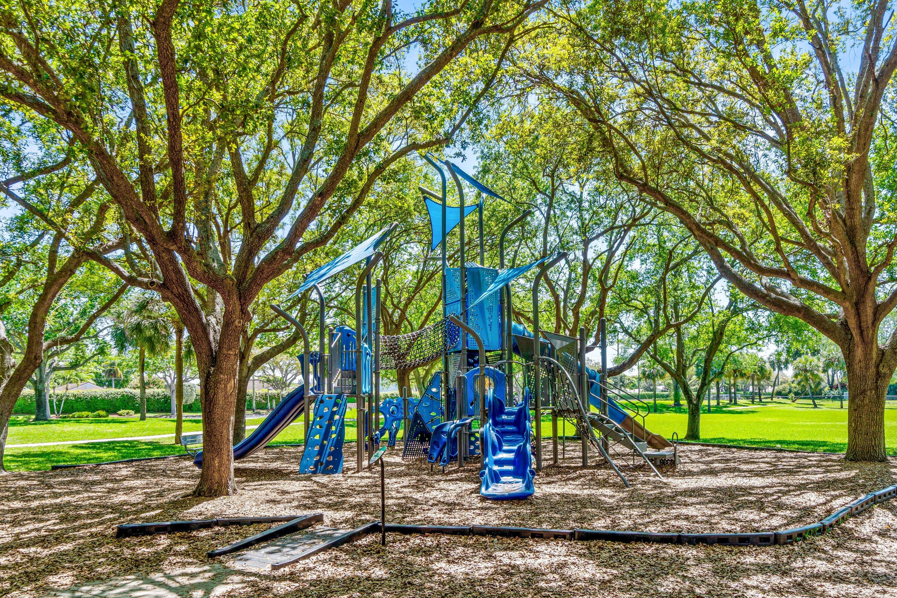 MEADOW LAKE - Residential