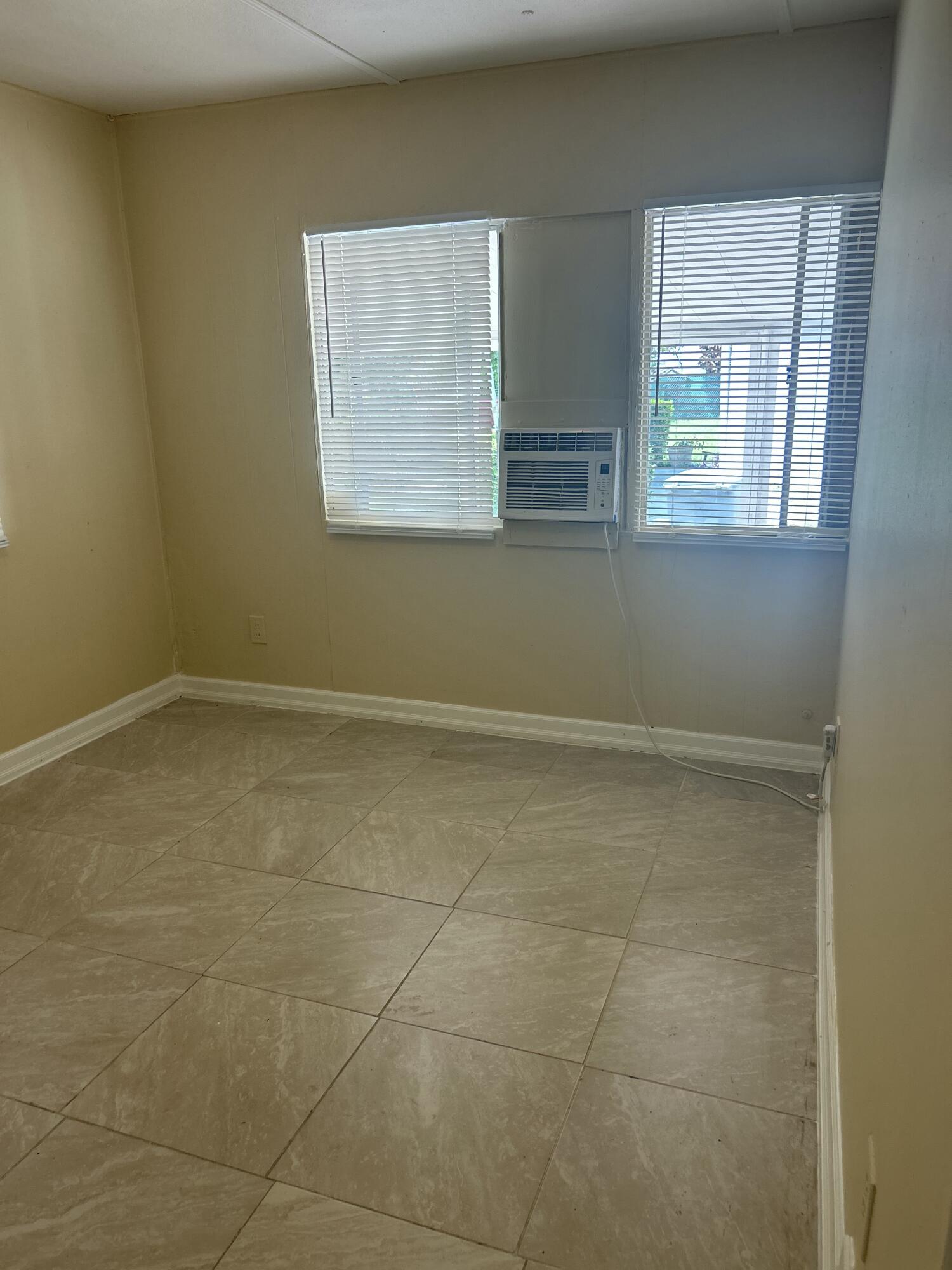 WATERGATE MOBILE HOME - Residential Lease
