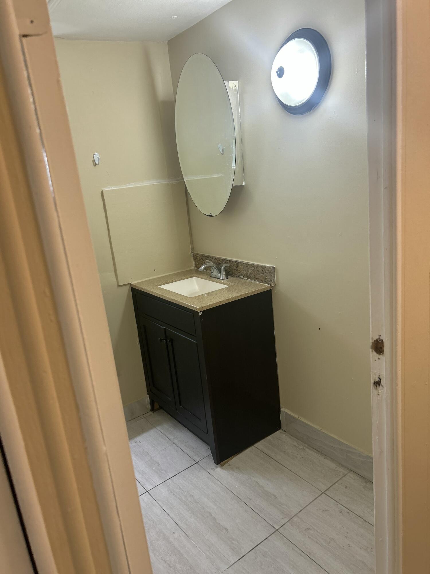 WATERGATE MOBILE HOME - Residential Lease