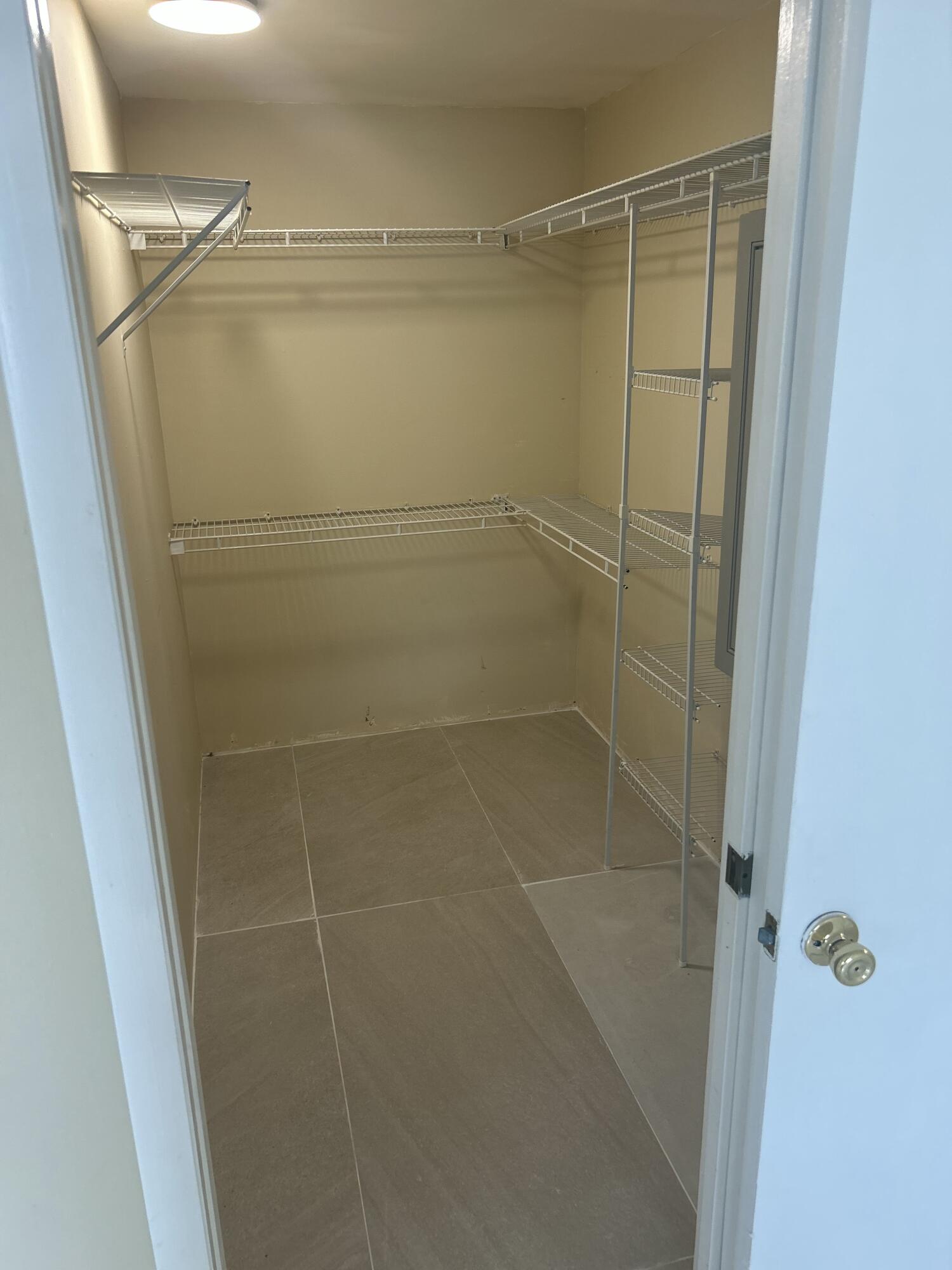 WATERGATE MOBILE HOME - Residential Lease