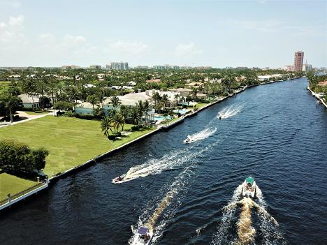ROYAL PALM YACHT & COUNTRY CLUB - Residential