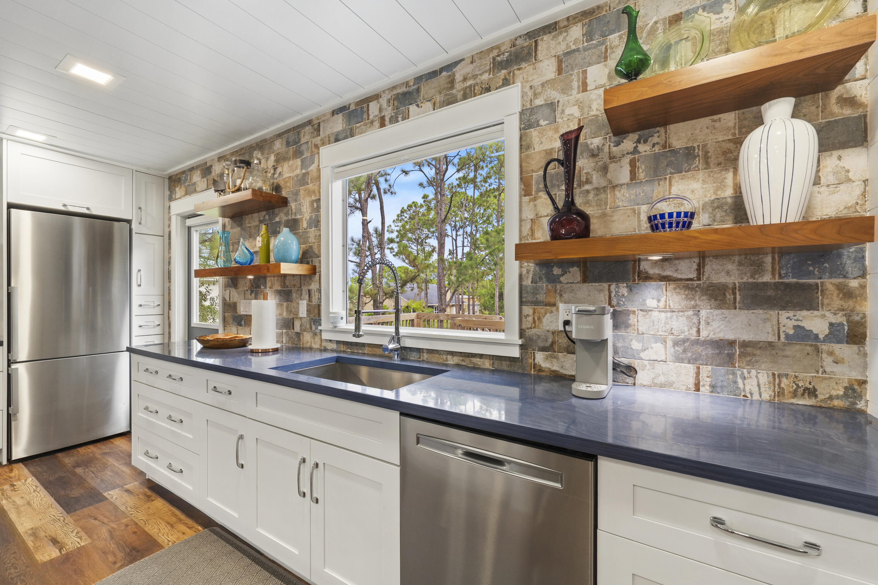 PALM BEACH COUNTRY ESTATES - Residential