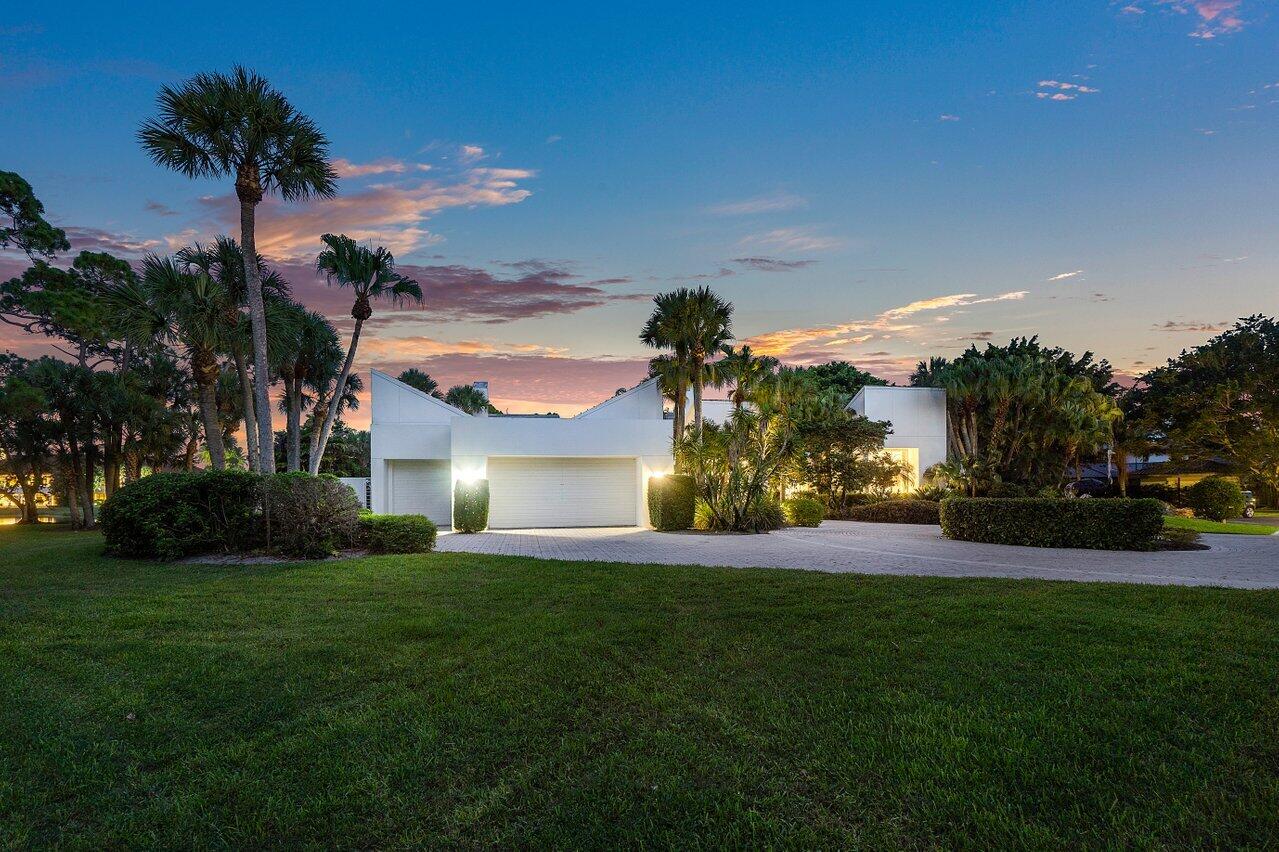 BREAKERS WEST 12 - Residential