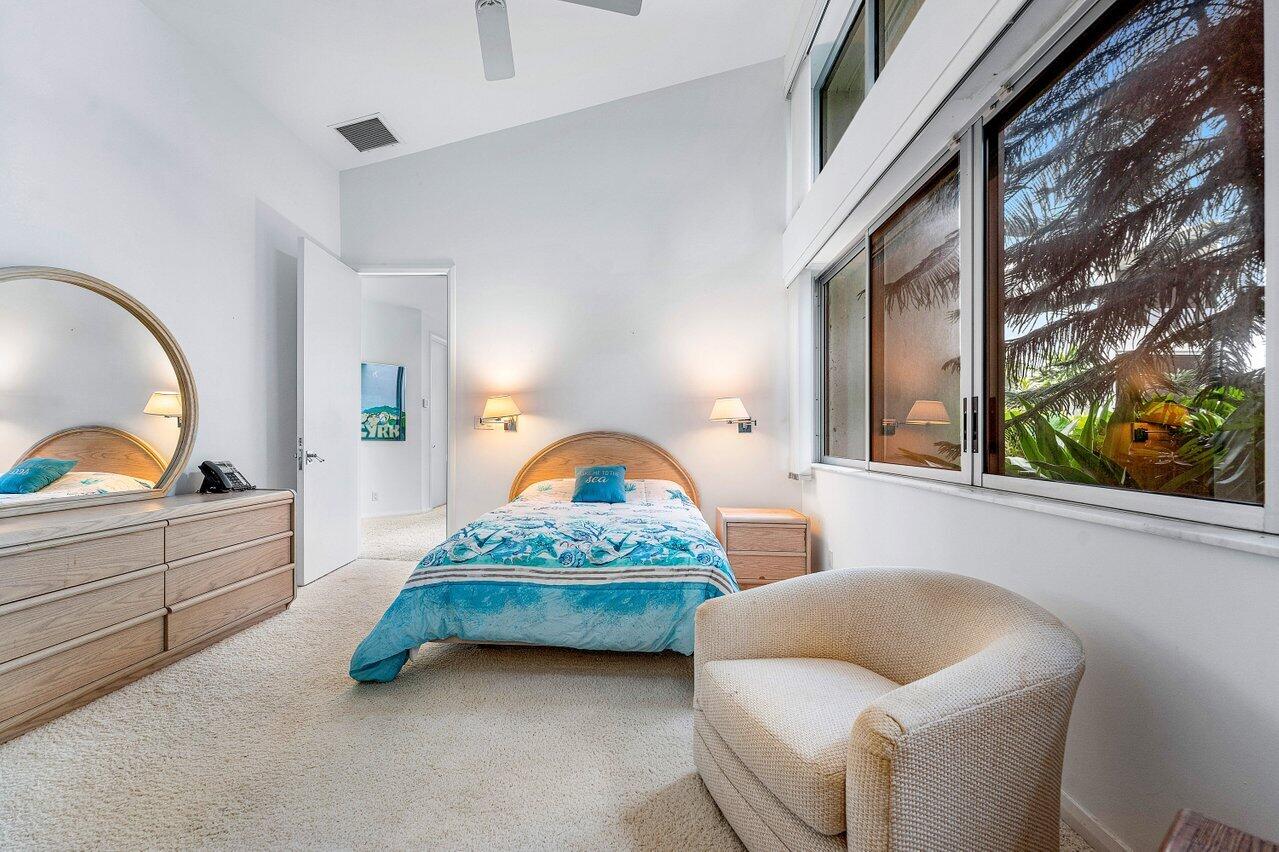 BREAKERS WEST 12 - Residential