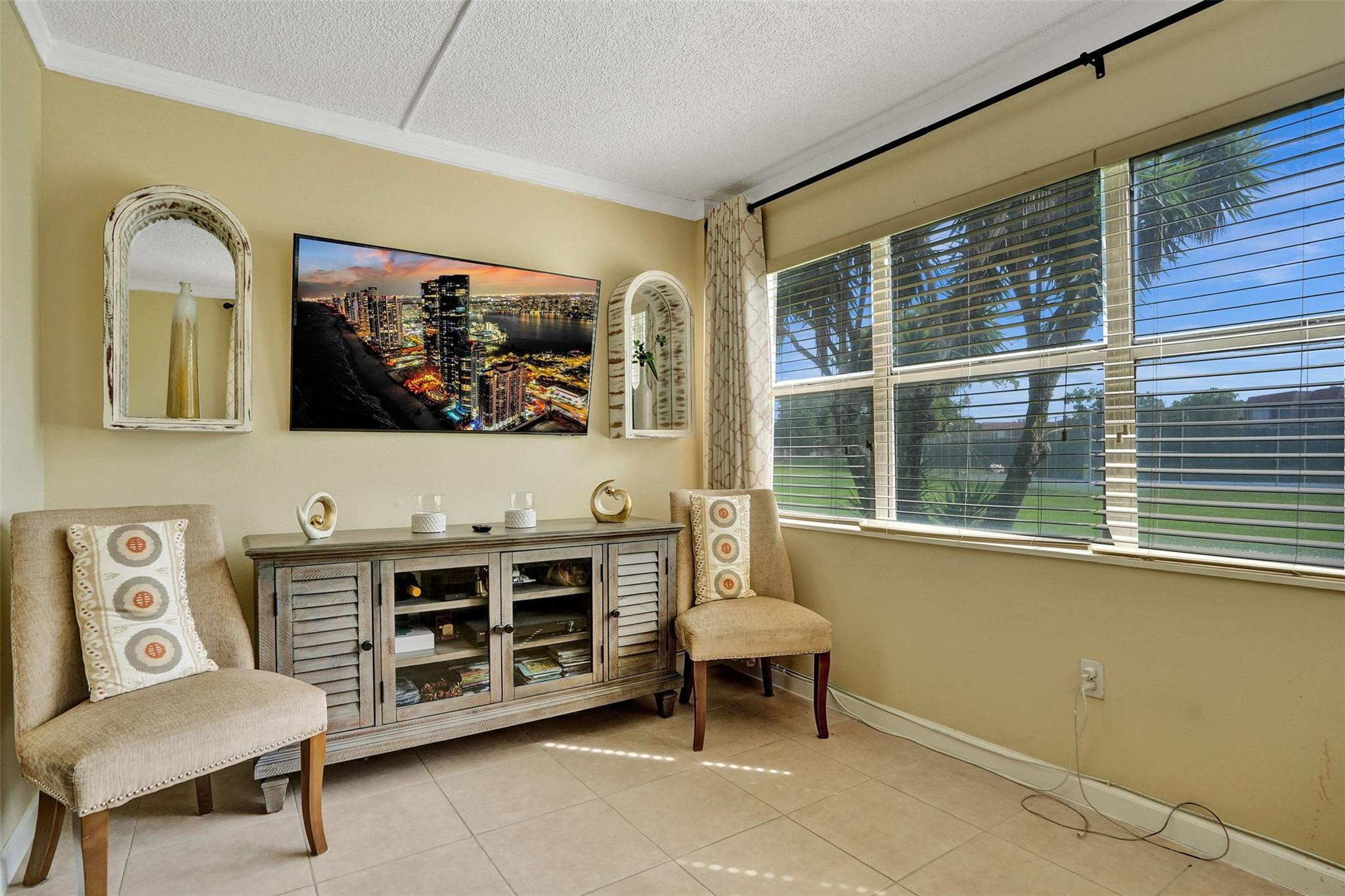Sunrise Lakes - Residential