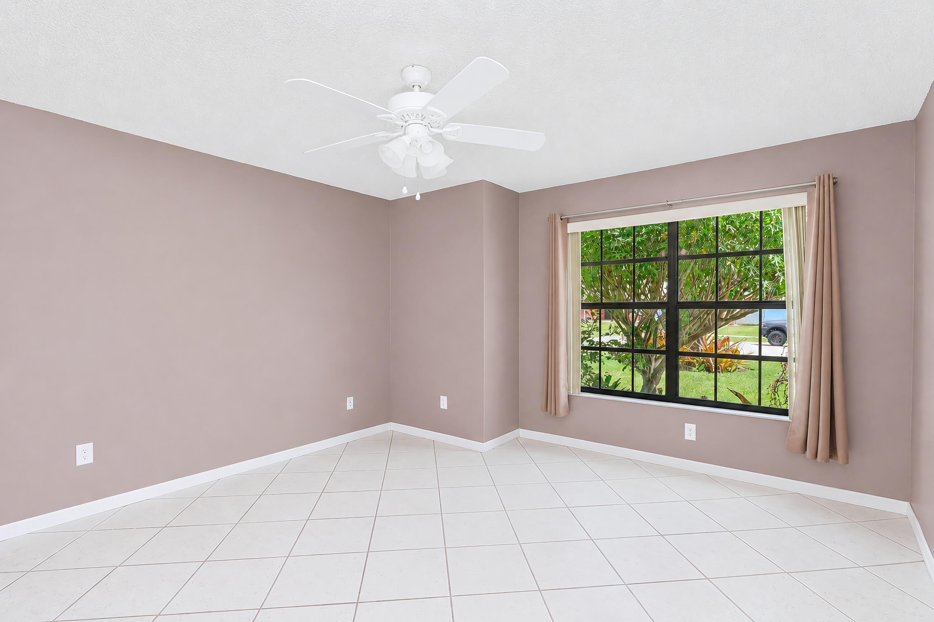 HUNTINGTON WOODS - Residential