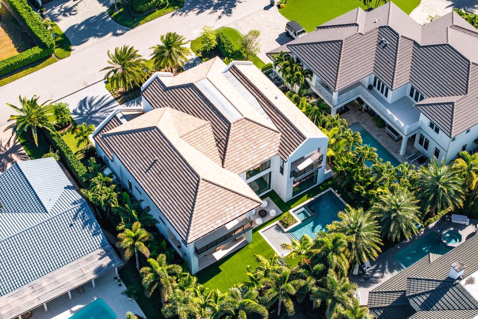 ROYAL PALM YACHT & COUNTRY CLUB - Residential