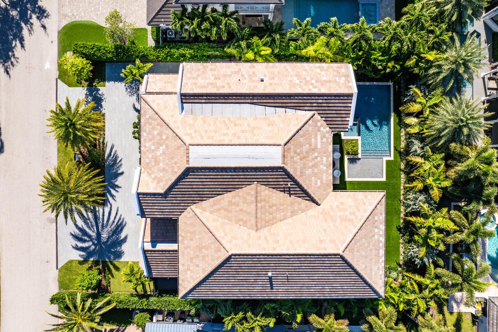 ROYAL PALM YACHT & COUNTRY CLUB - Residential