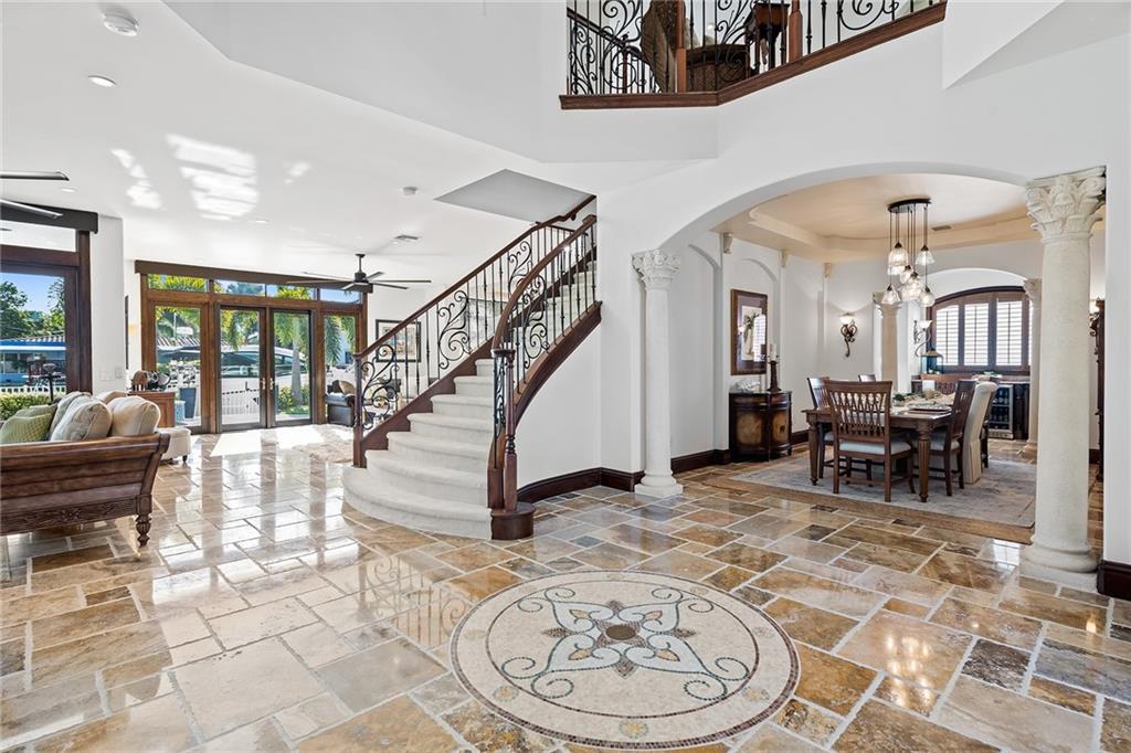 CORAL KEY VILLAS 3RD SEC - Residential