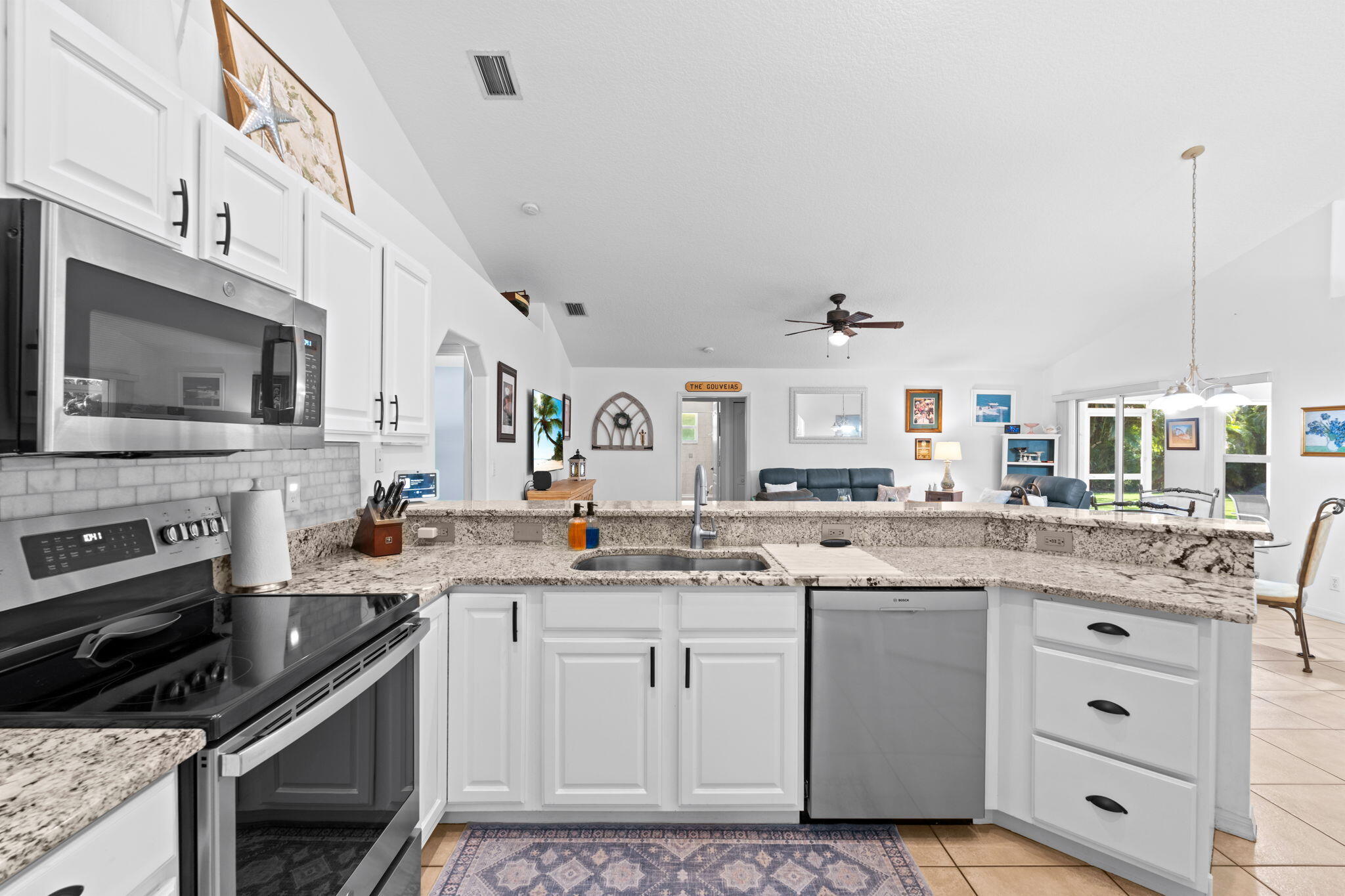 LOXAHATCHEE - Residential
